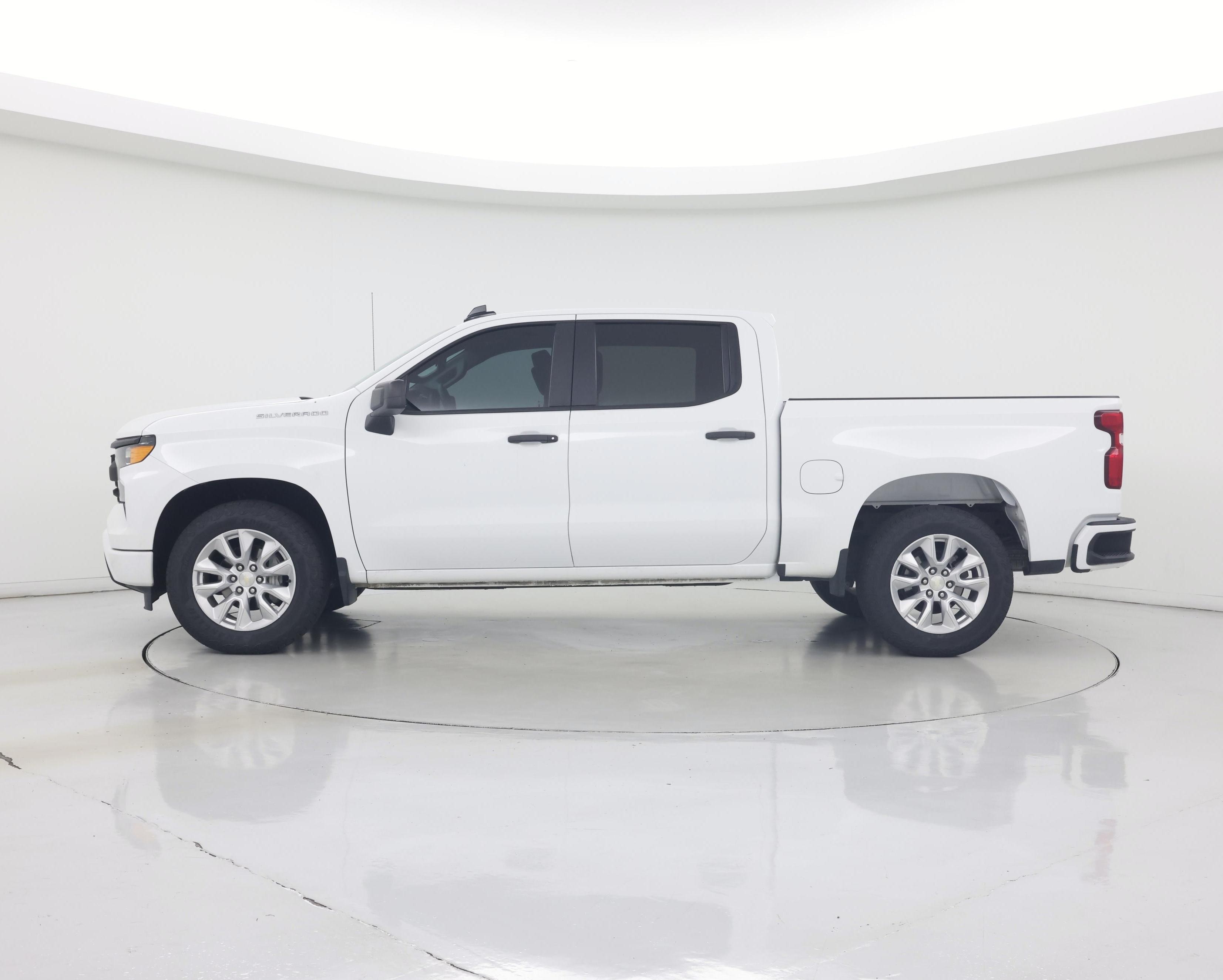 Thumbnail: 2022 Chevrolet Silverado 1500 - 3