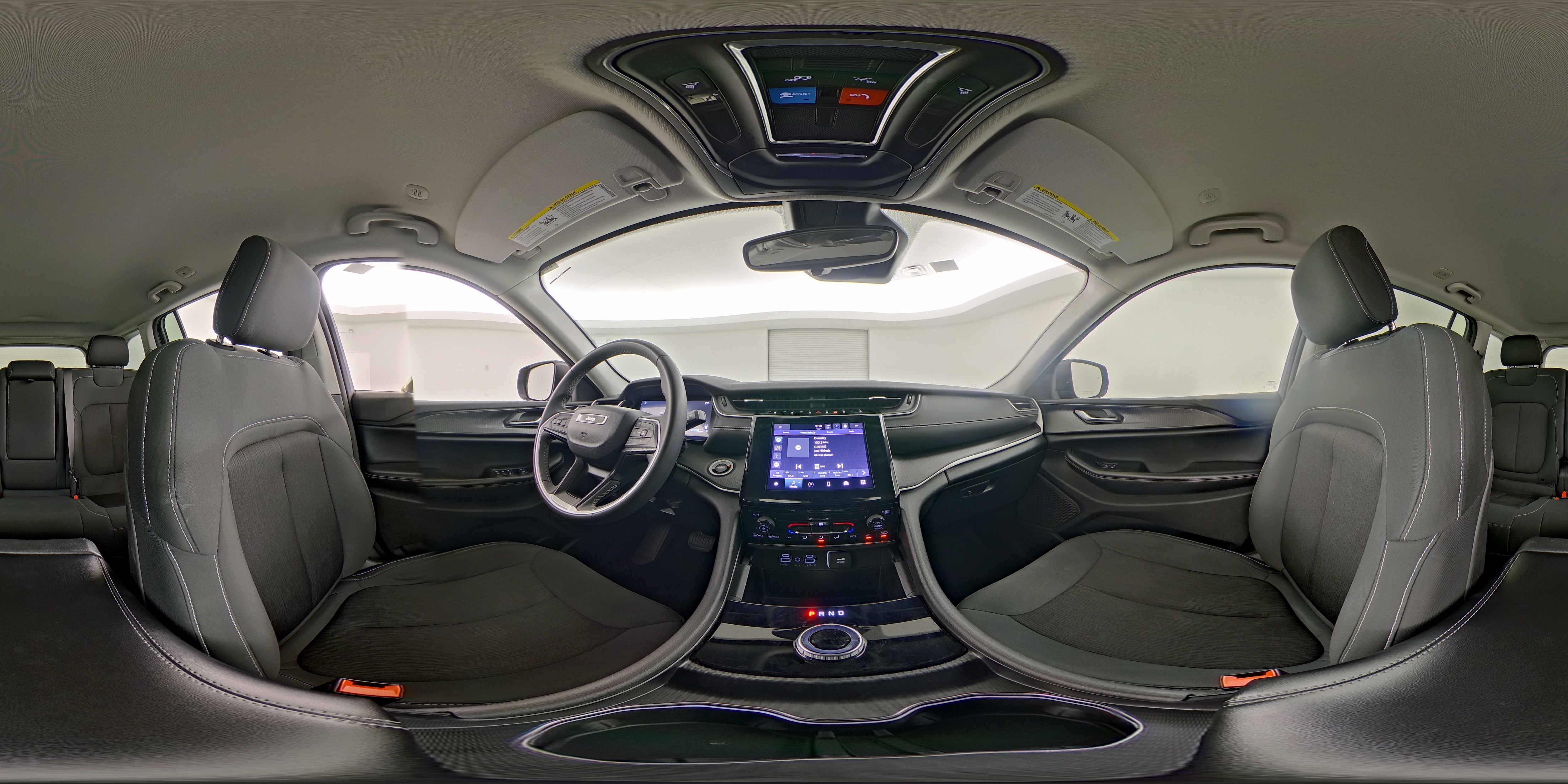 2023 Jeep Grand Cherokee Laredo - Photo 24