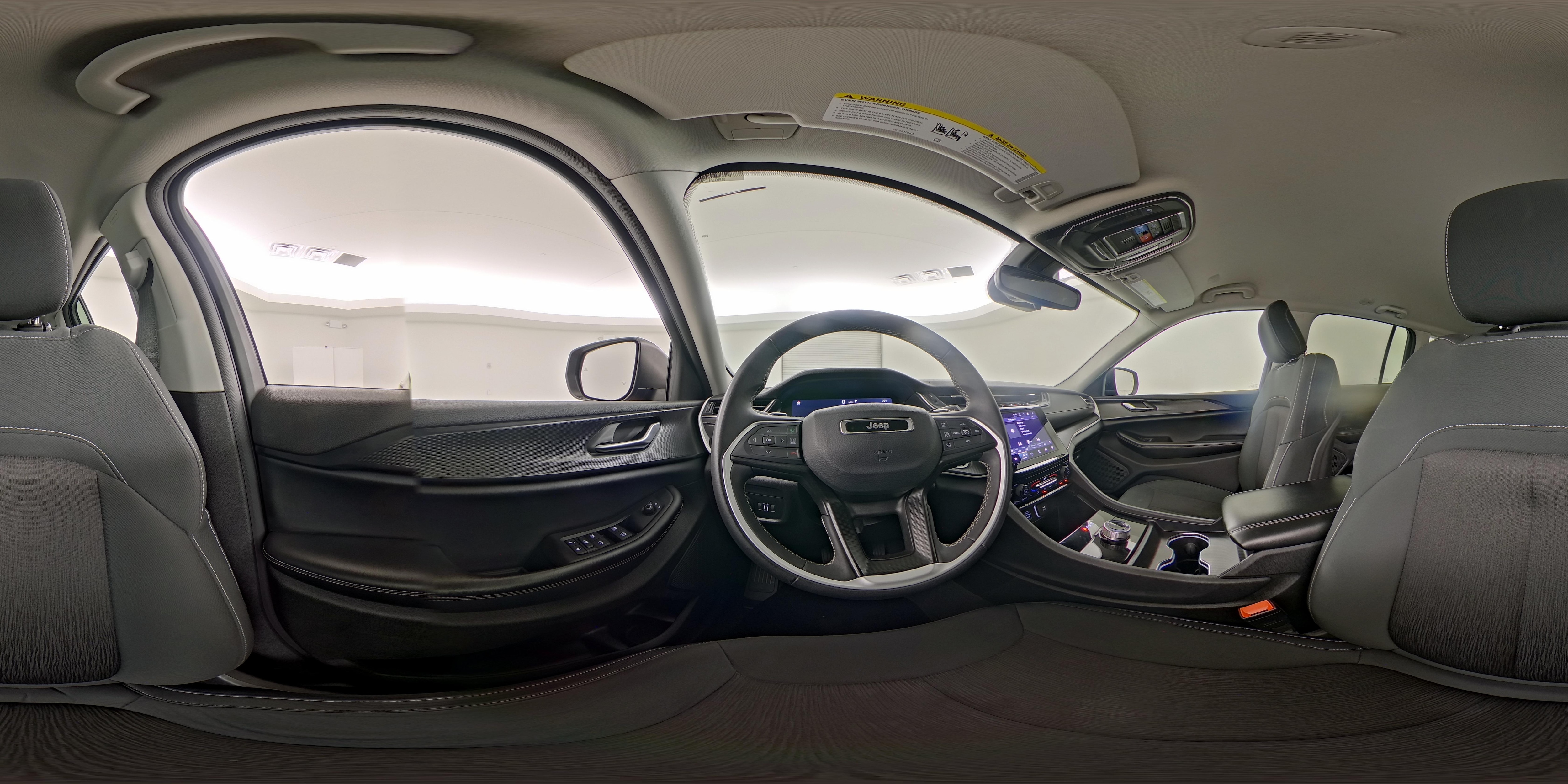 2023 Jeep Grand Cherokee Laredo - Photo 26