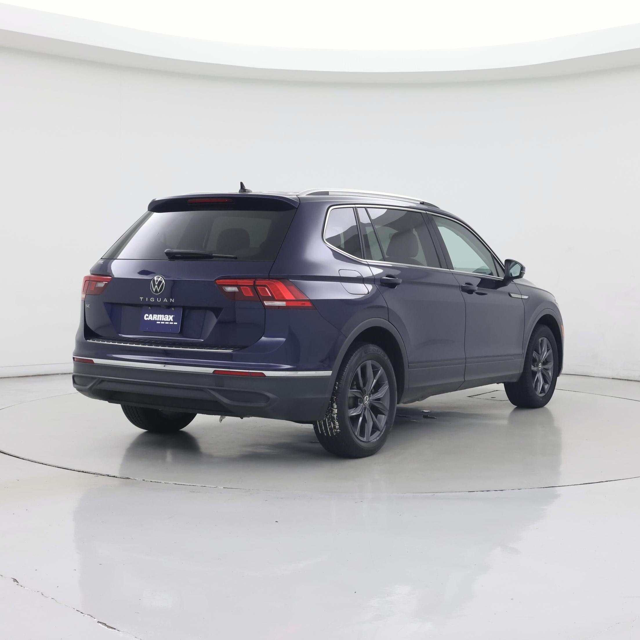 Thumbnail: 2024 Volkswagen Tiguan - 8