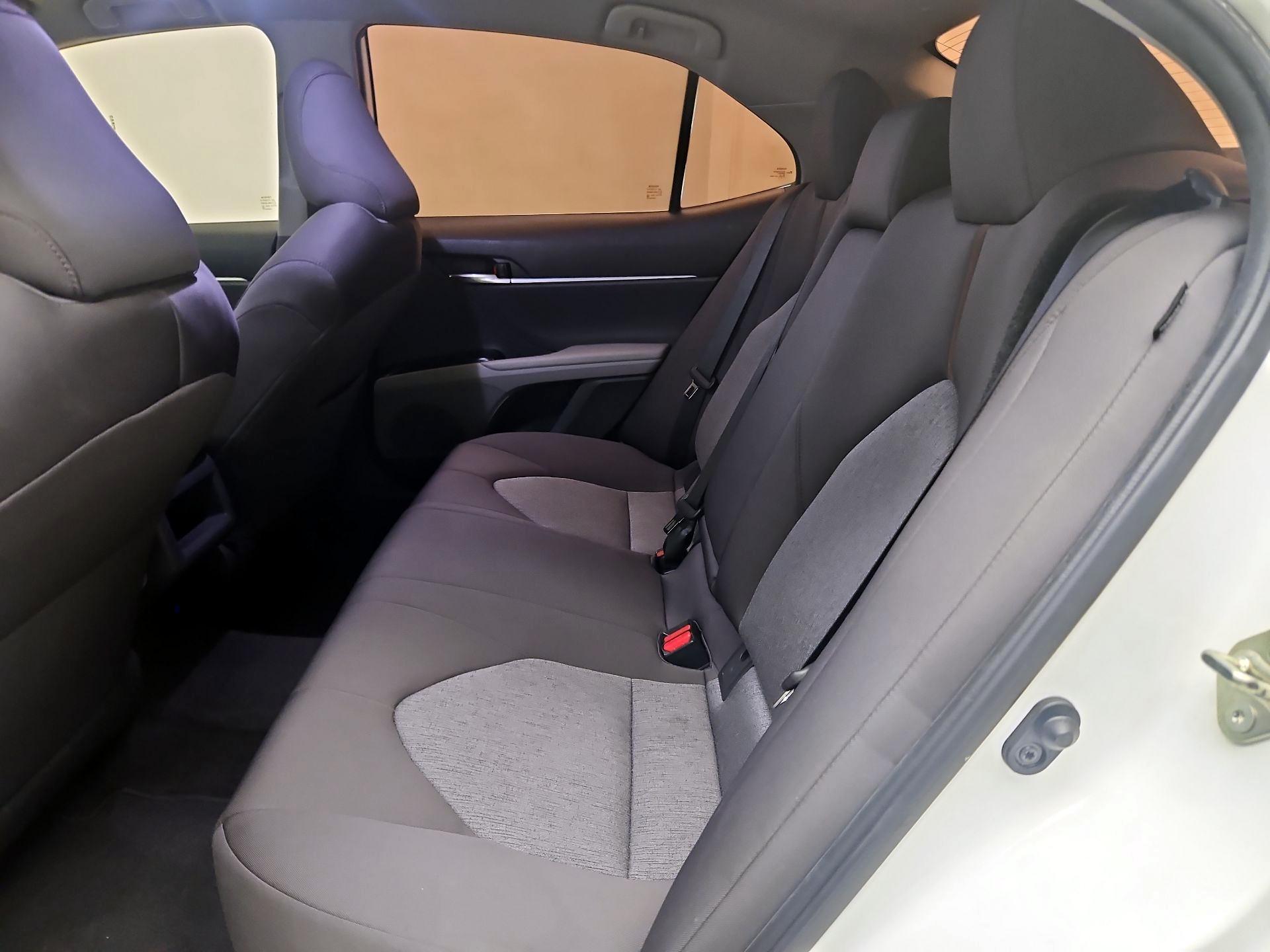 Thumbnail: 2019 Toyota Camry - 19