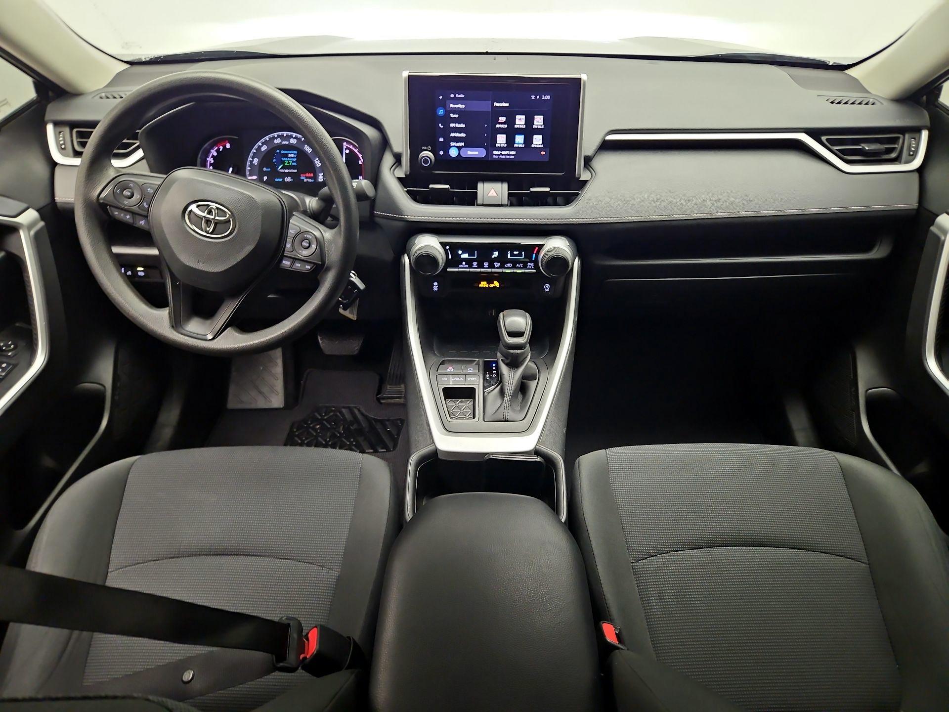 Thumbnail: 2025 Toyota RAV4 - 9