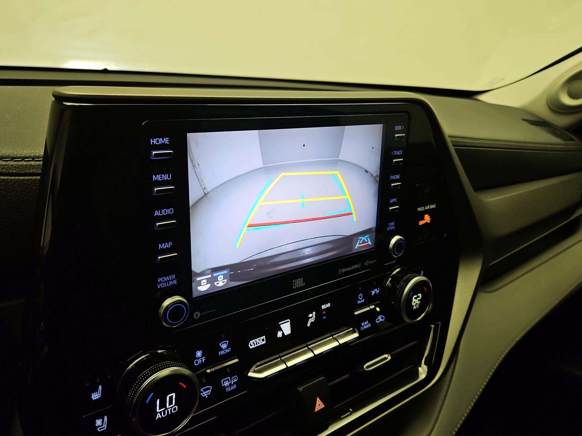 Thumbnail: 2021 Toyota Highlander - 15