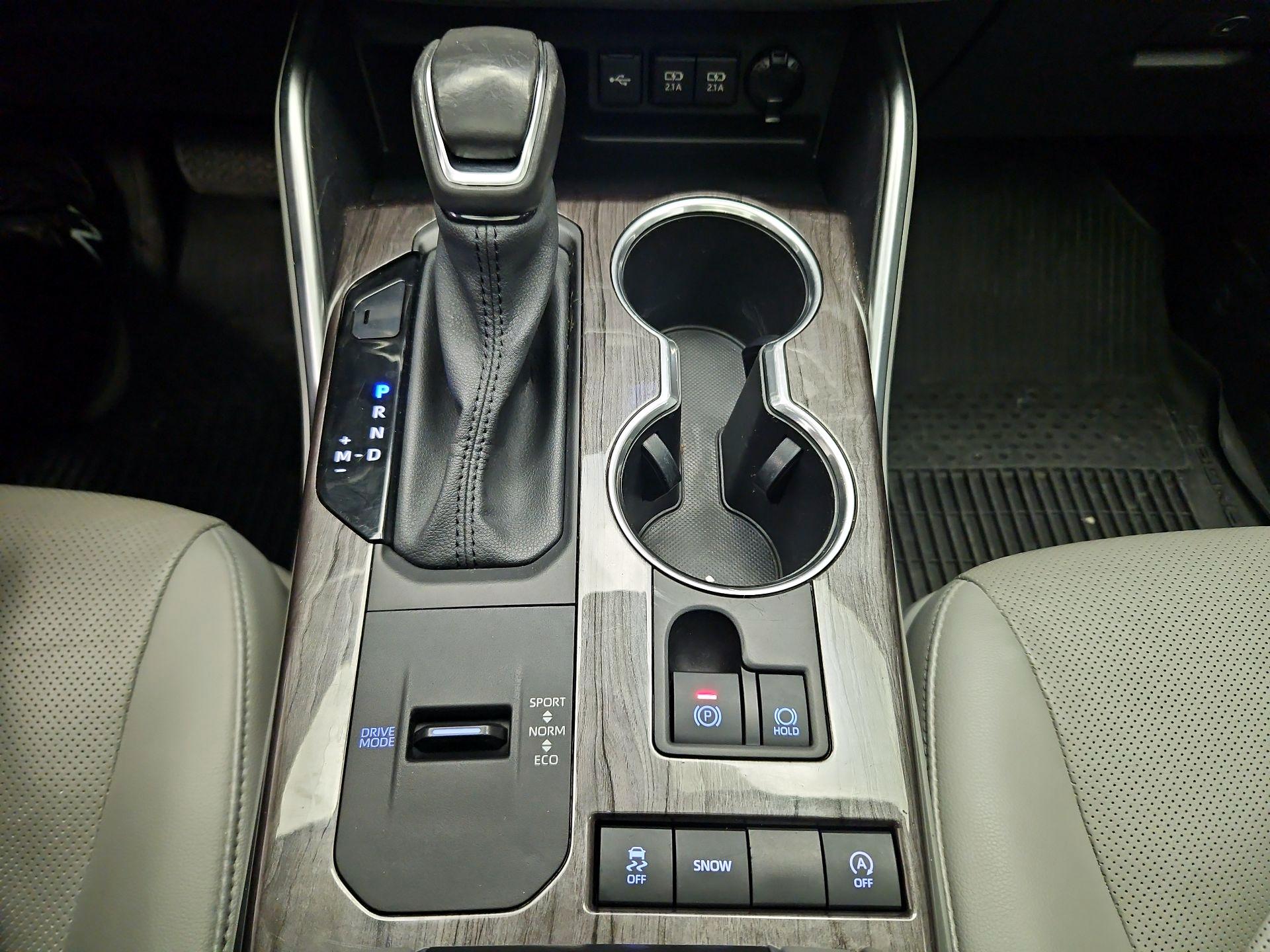 Thumbnail: 2021 Toyota Highlander - 18