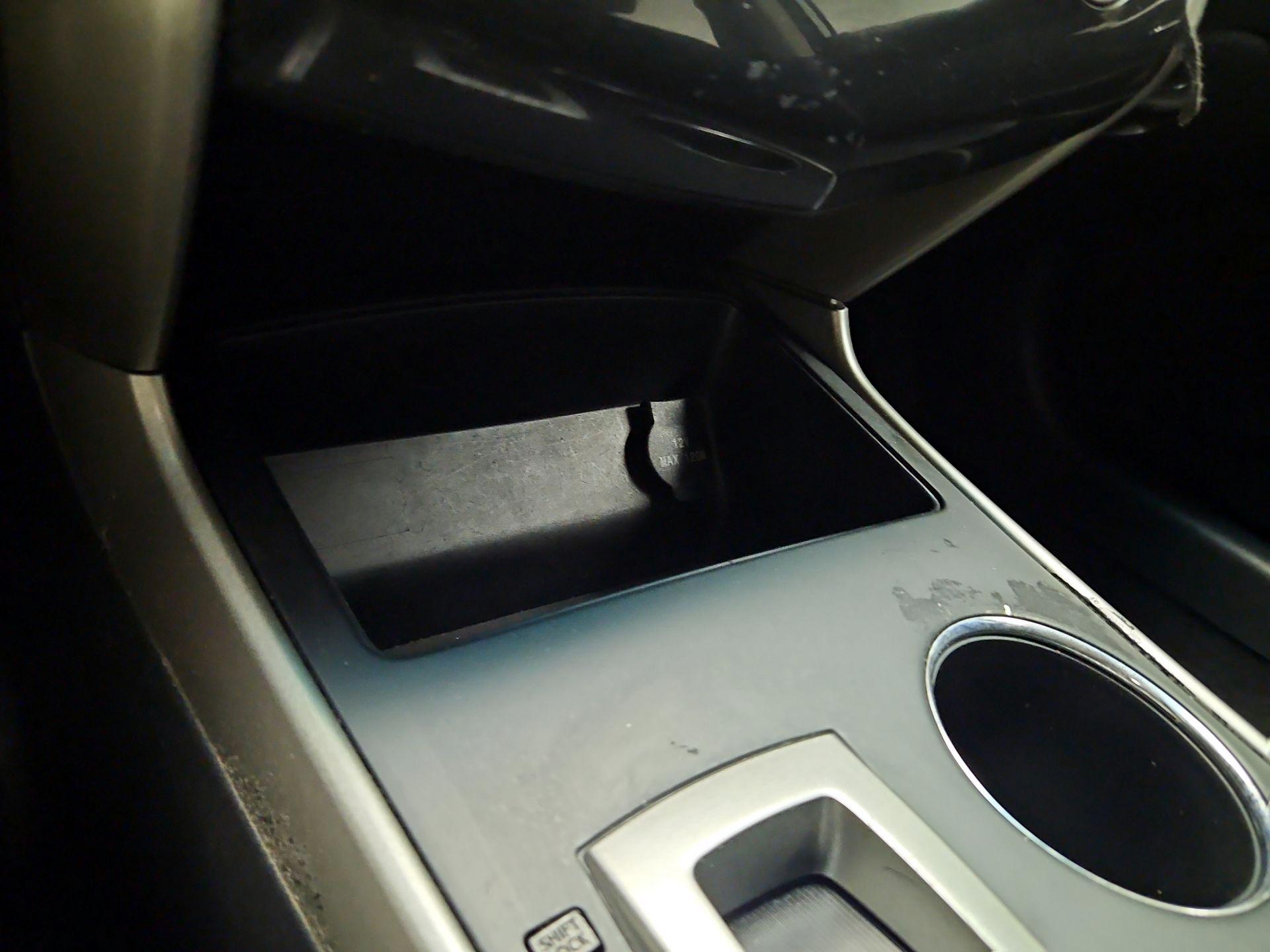Thumbnail: 2015 Nissan Altima - 17