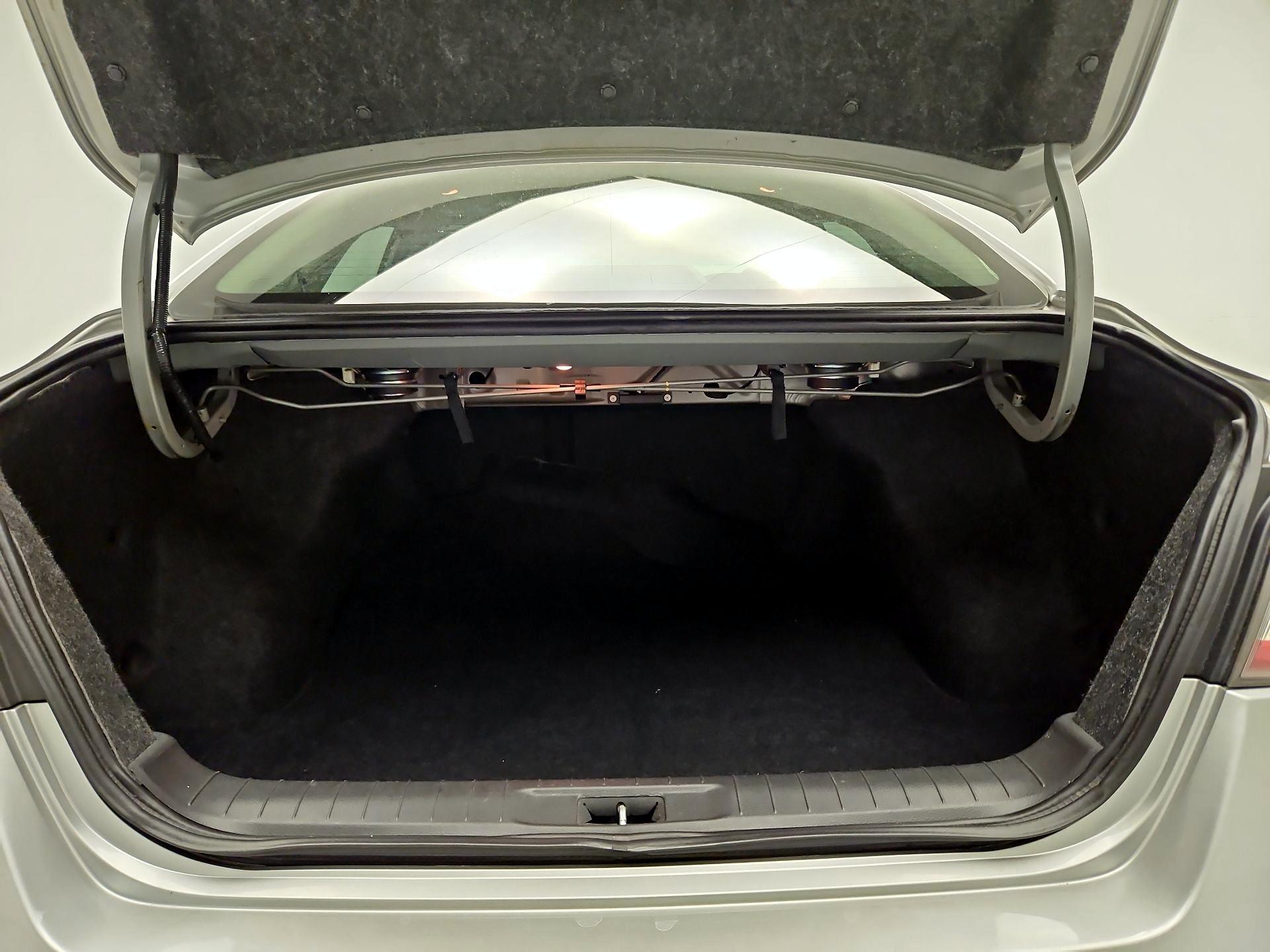 Thumbnail: 2015 Nissan Altima - 19