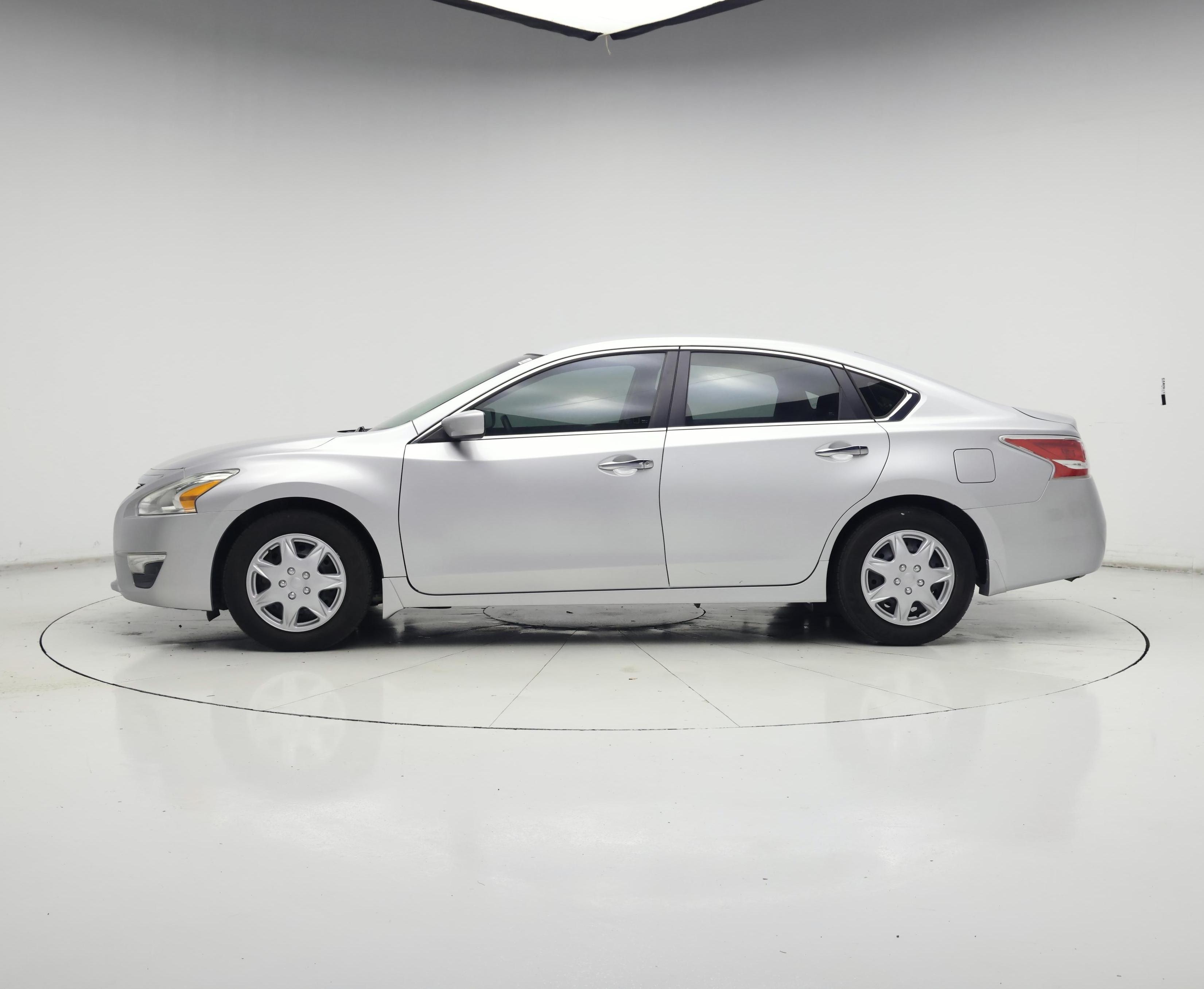 Thumbnail: 2015 Nissan Altima - 3