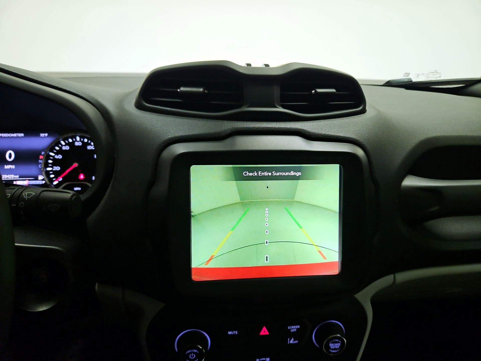 Thumbnail: 2022 Jeep Renegade - 13