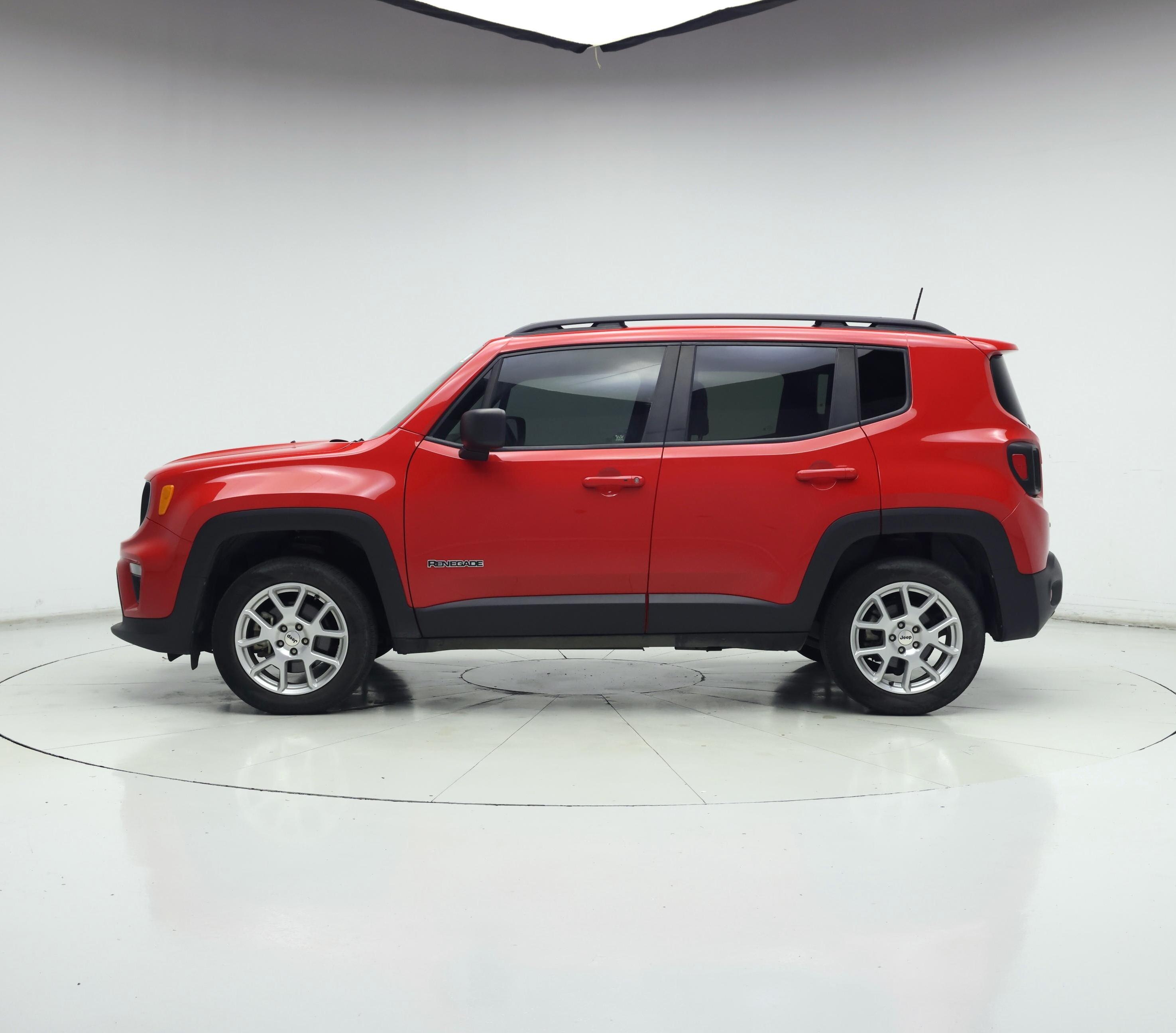 Thumbnail: 2022 Jeep Renegade - 3