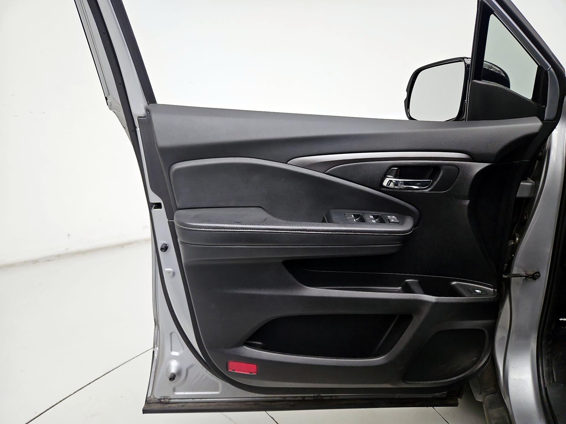 Thumbnail: 2021 Honda Ridgeline - 12