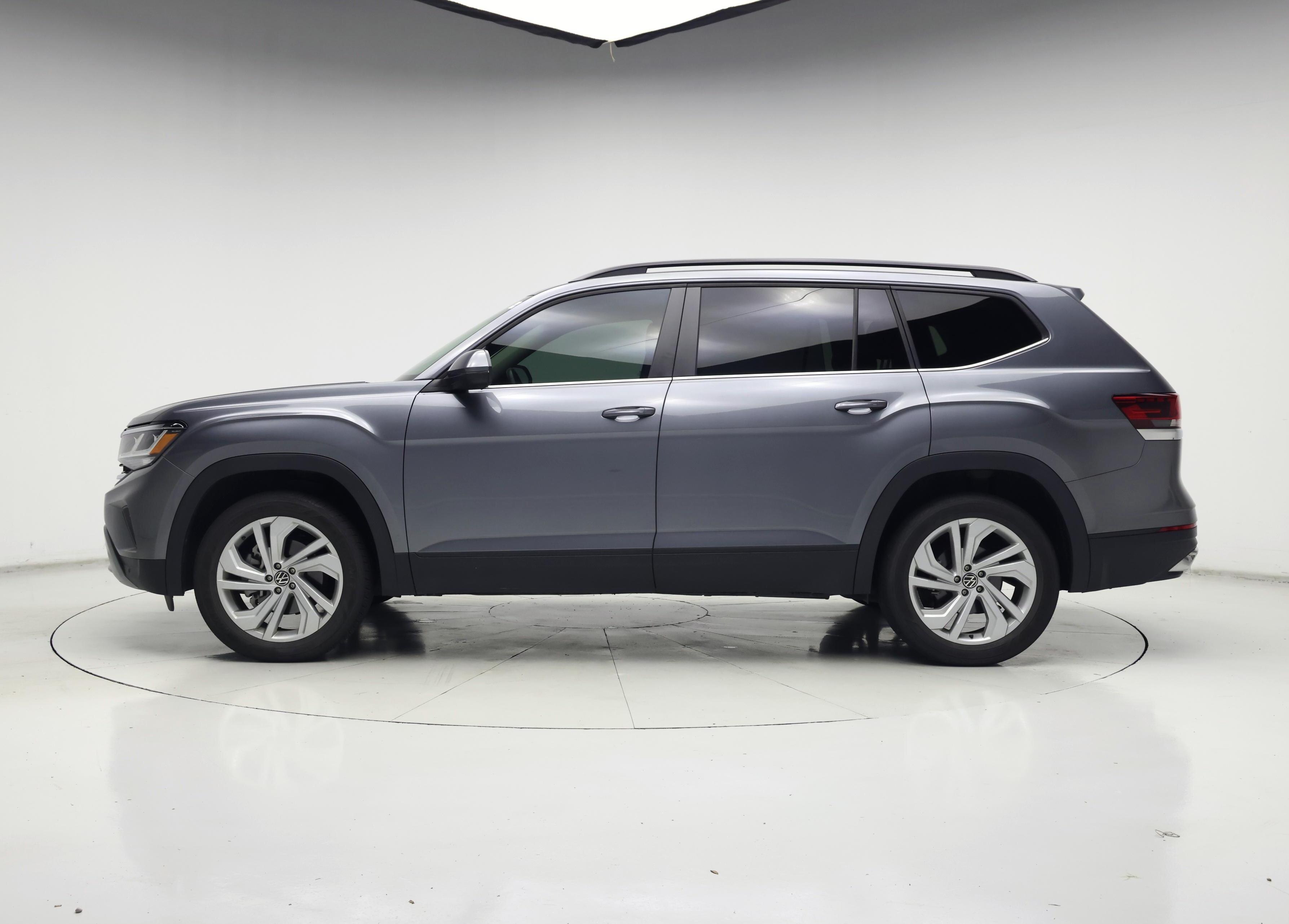 Thumbnail: 2022 Volkswagen Atlas - 3