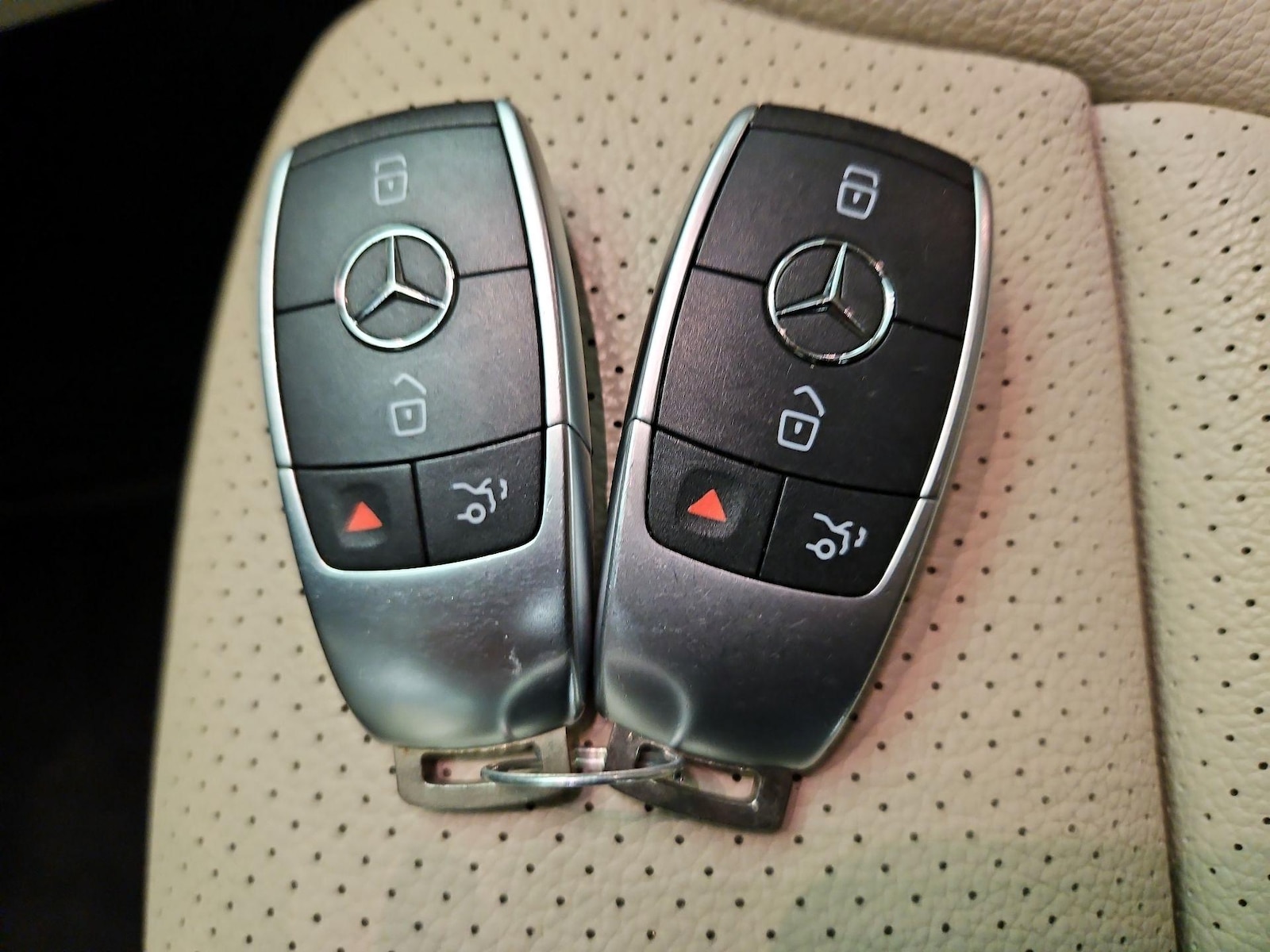 2021 Mercedes-Benz GLC GLC300 - Photo 23