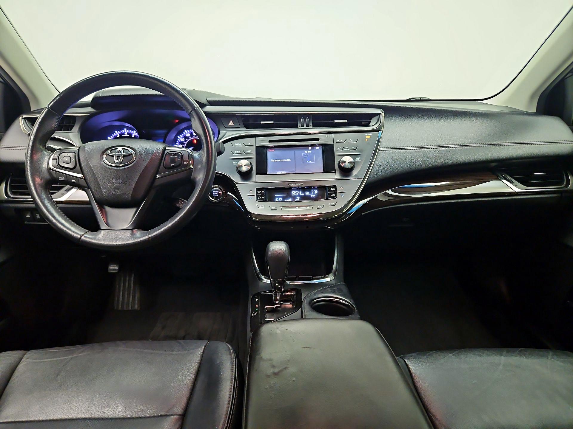 Thumbnail: 2015 Toyota Avalon - 9