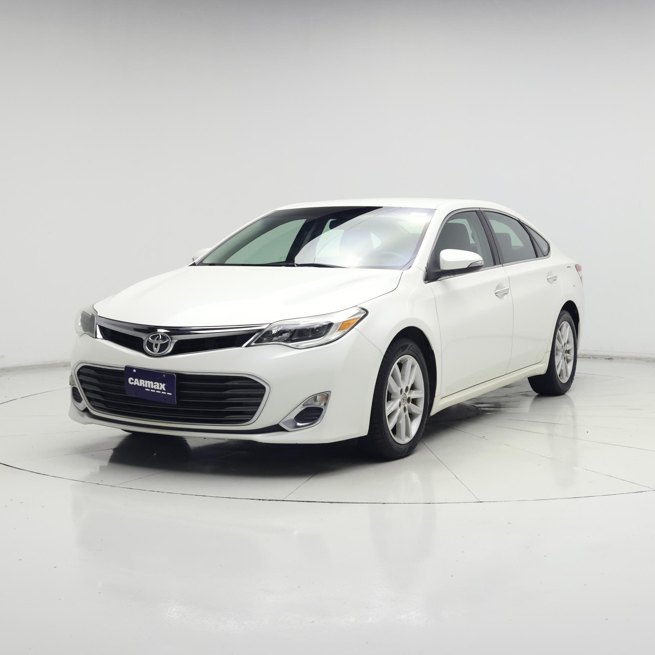 Thumbnail: 2015 Toyota Avalon - 4
