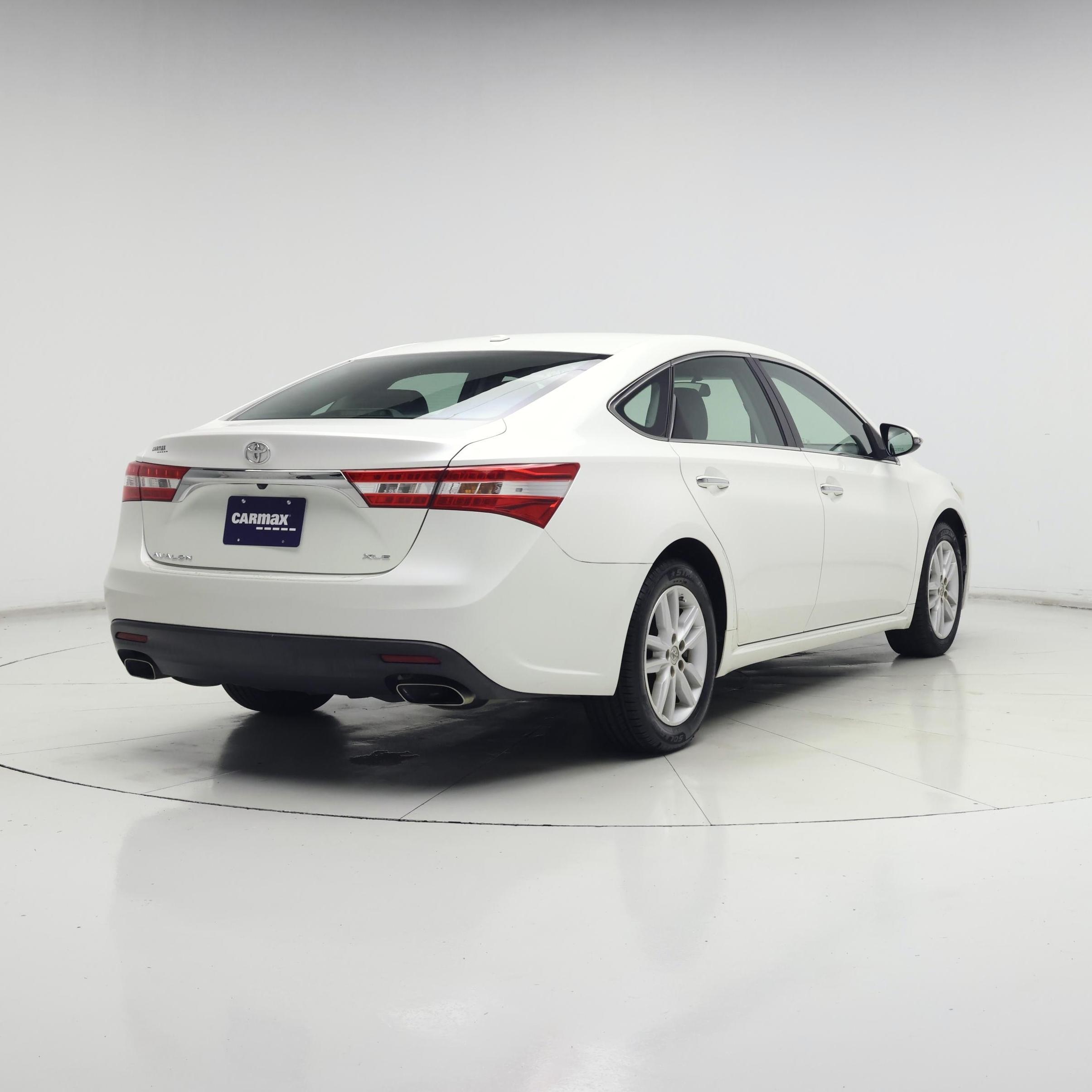 Thumbnail: 2015 Toyota Avalon - 8