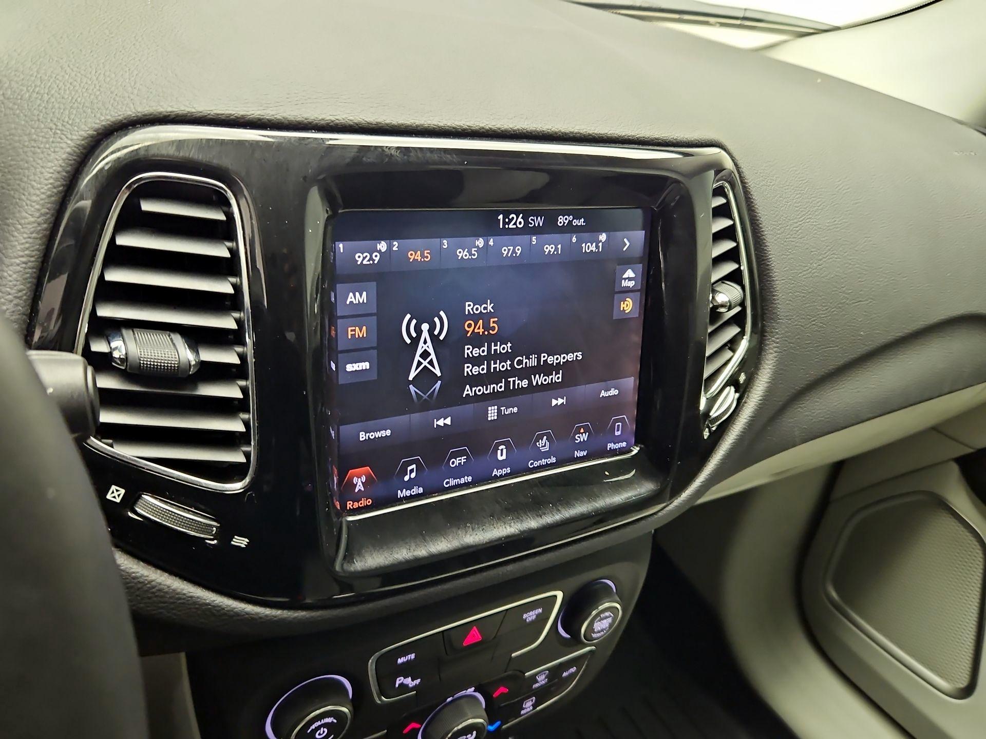 Thumbnail: 2018 Jeep Compass - 16