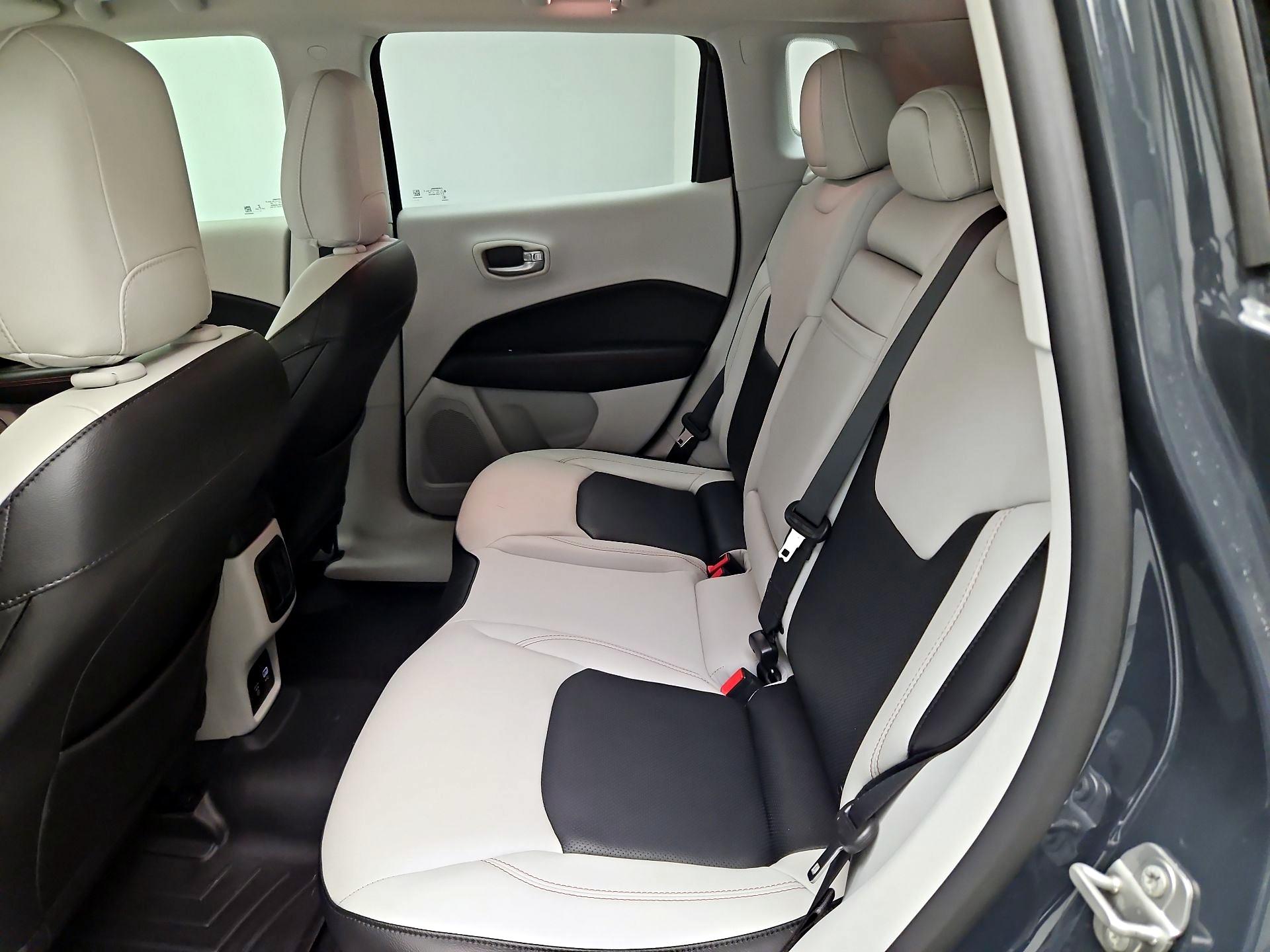 Thumbnail: 2018 Jeep Compass - 20