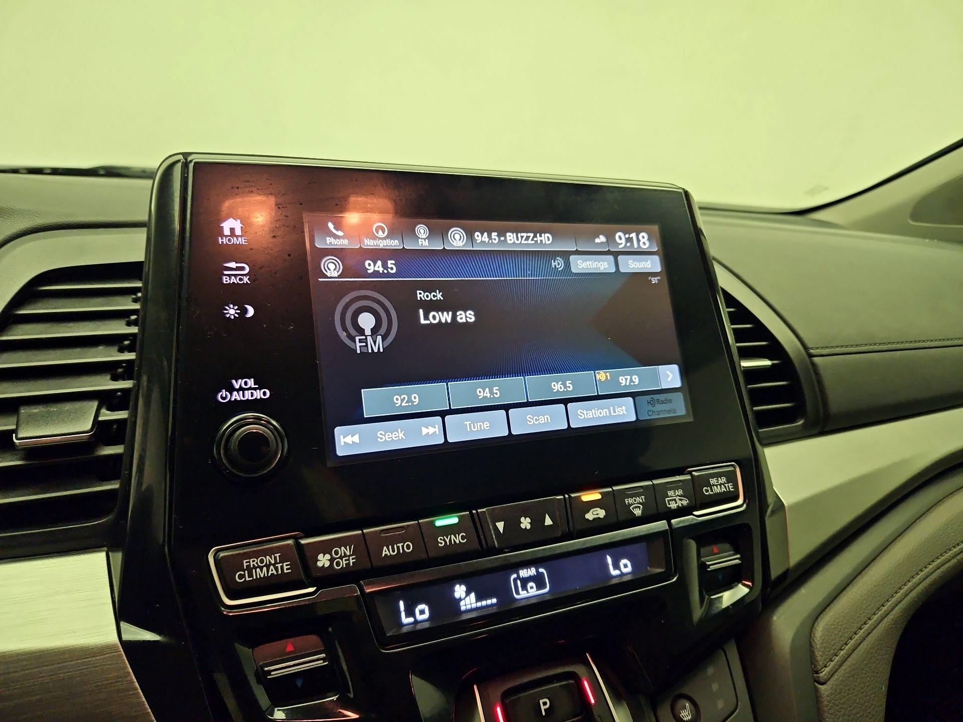 Thumbnail: 2019 Honda Odyssey - 16
