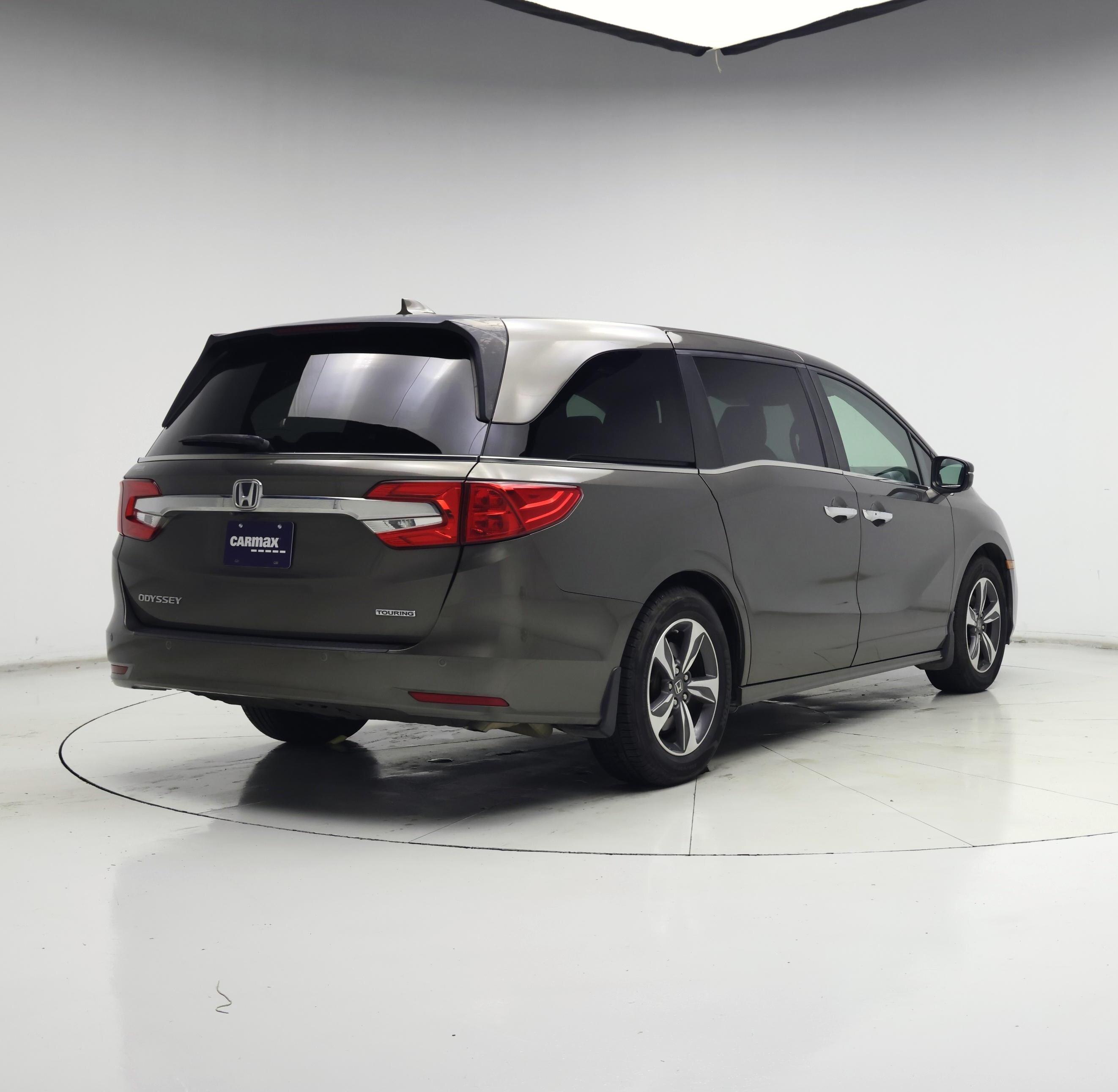 Thumbnail: 2019 Honda Odyssey - 8