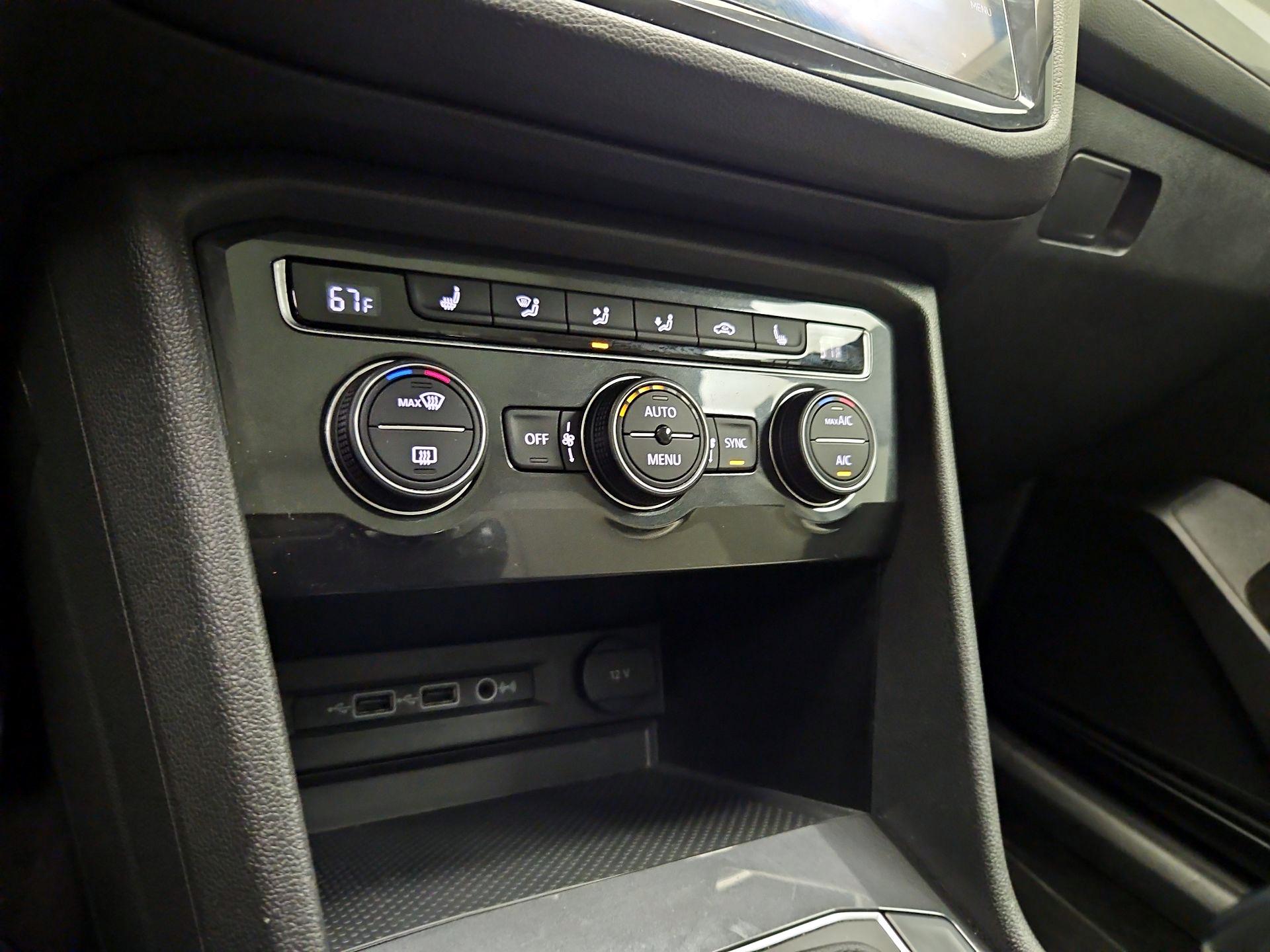 Thumbnail: 2019 Volkswagen Tiguan - 15