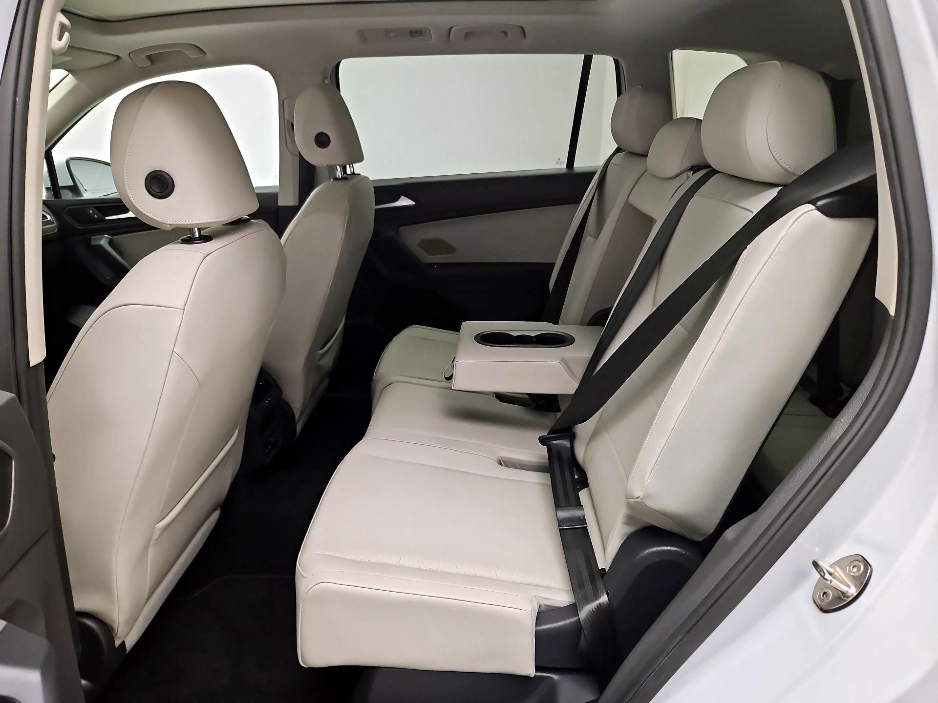 Thumbnail: 2019 Volkswagen Tiguan - 17