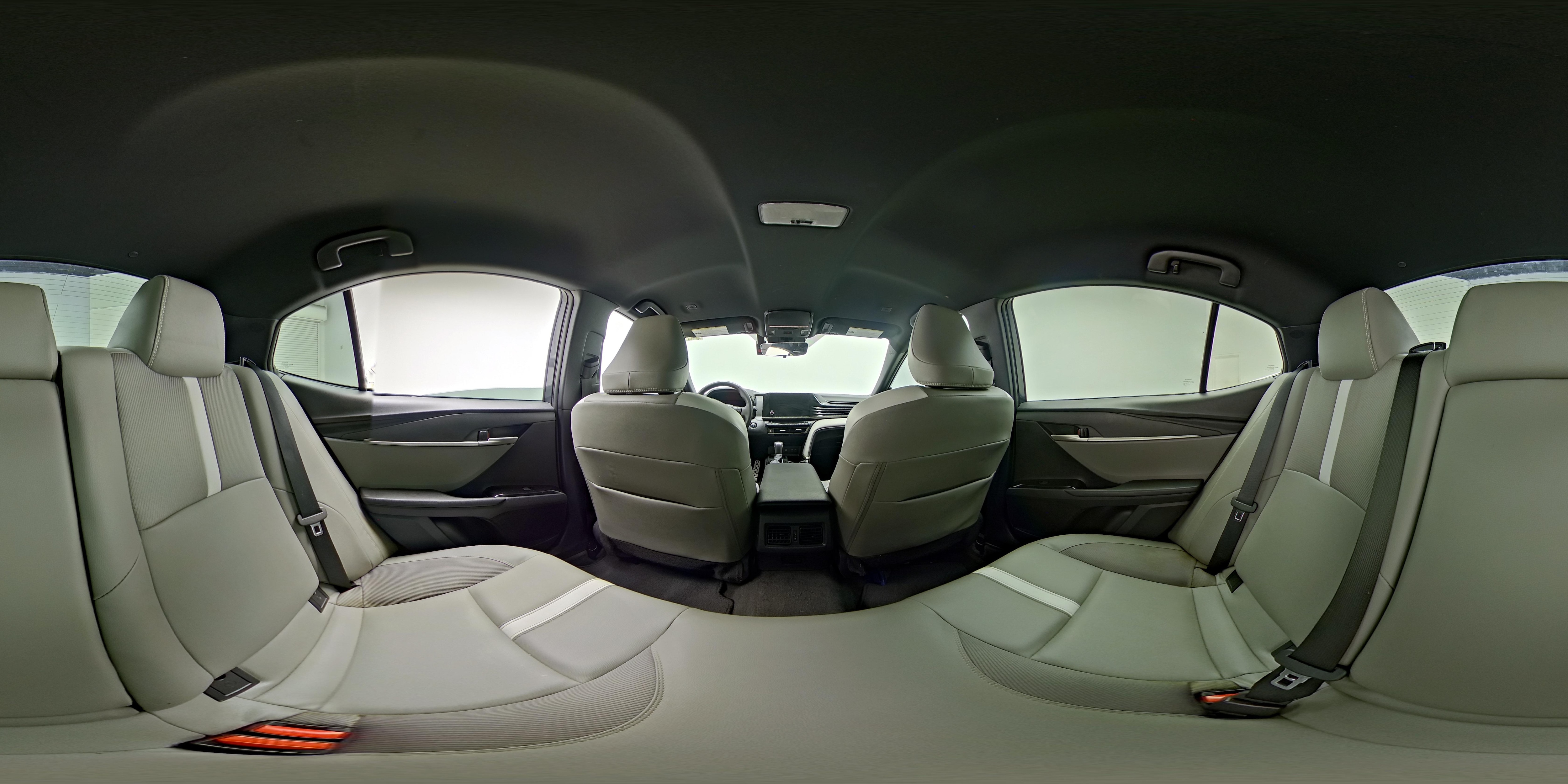 2025 Toyota Camry SE - Photo 25