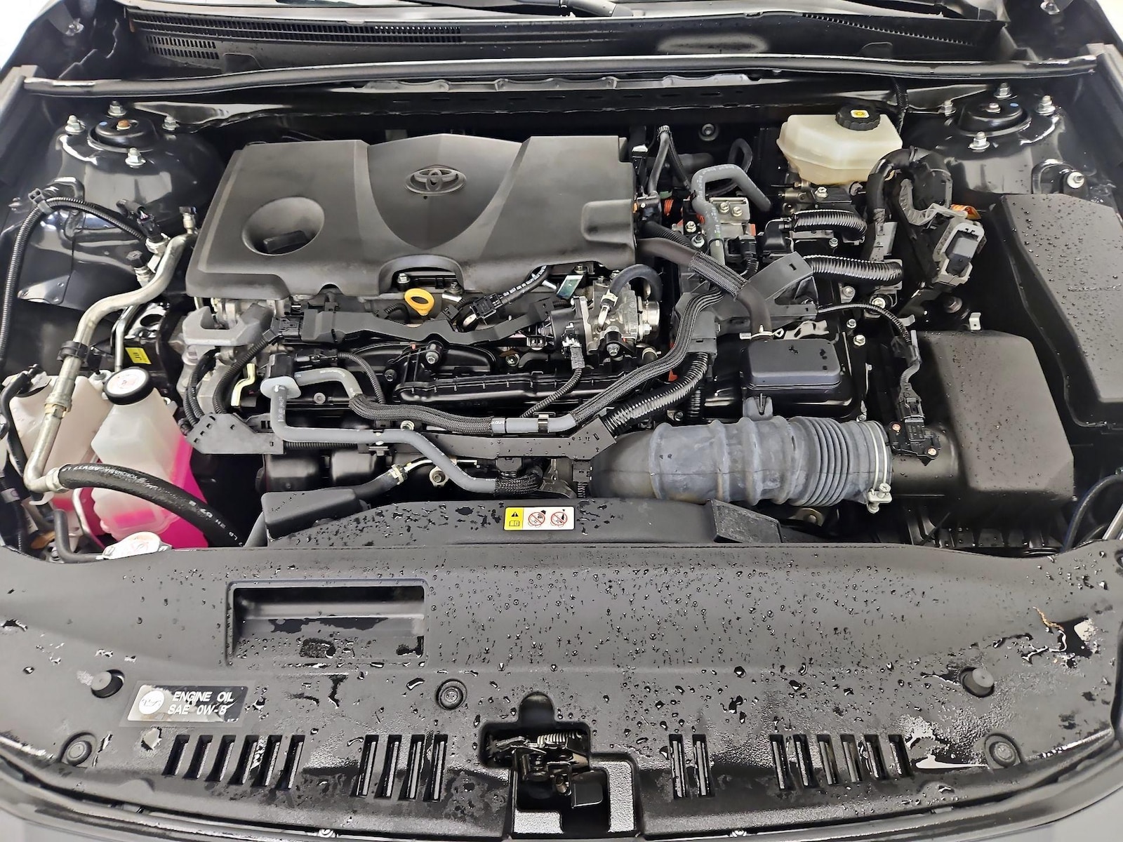 2025 Toyota Camry SE - Photo 22