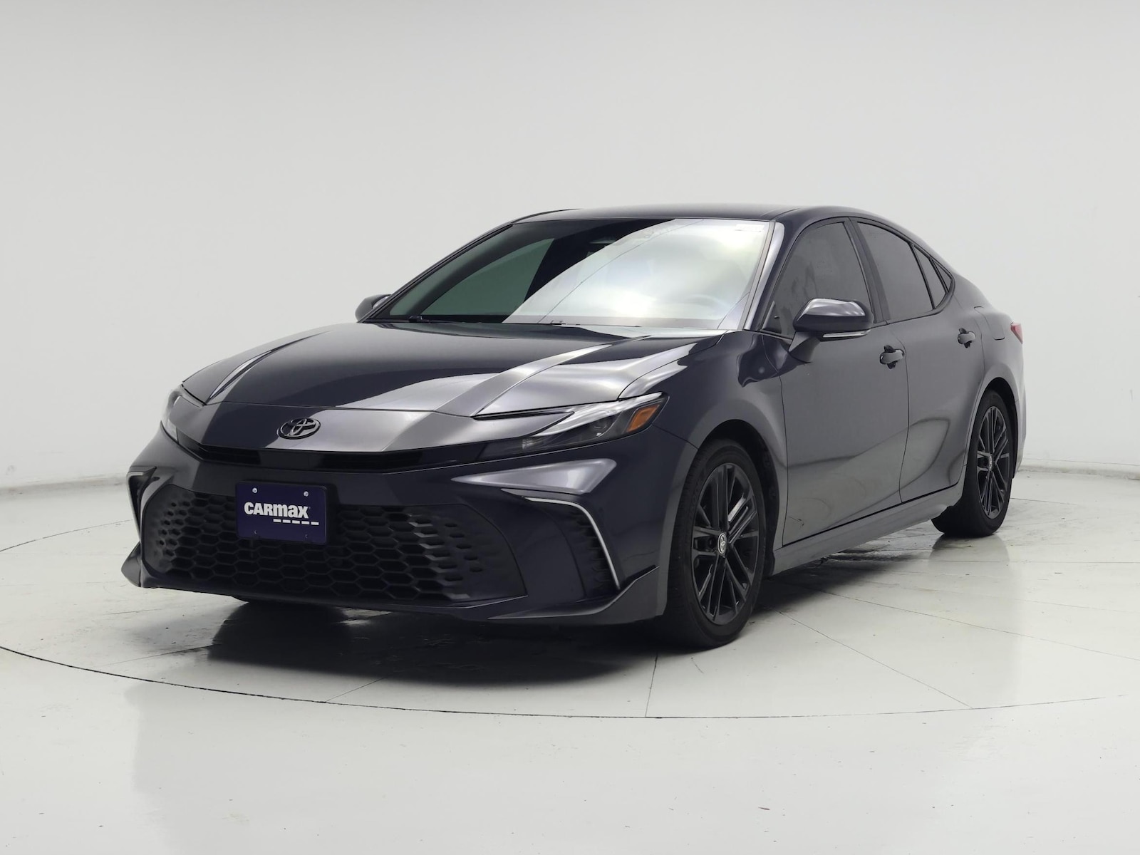 2025 Toyota Camry SE - Photo 5