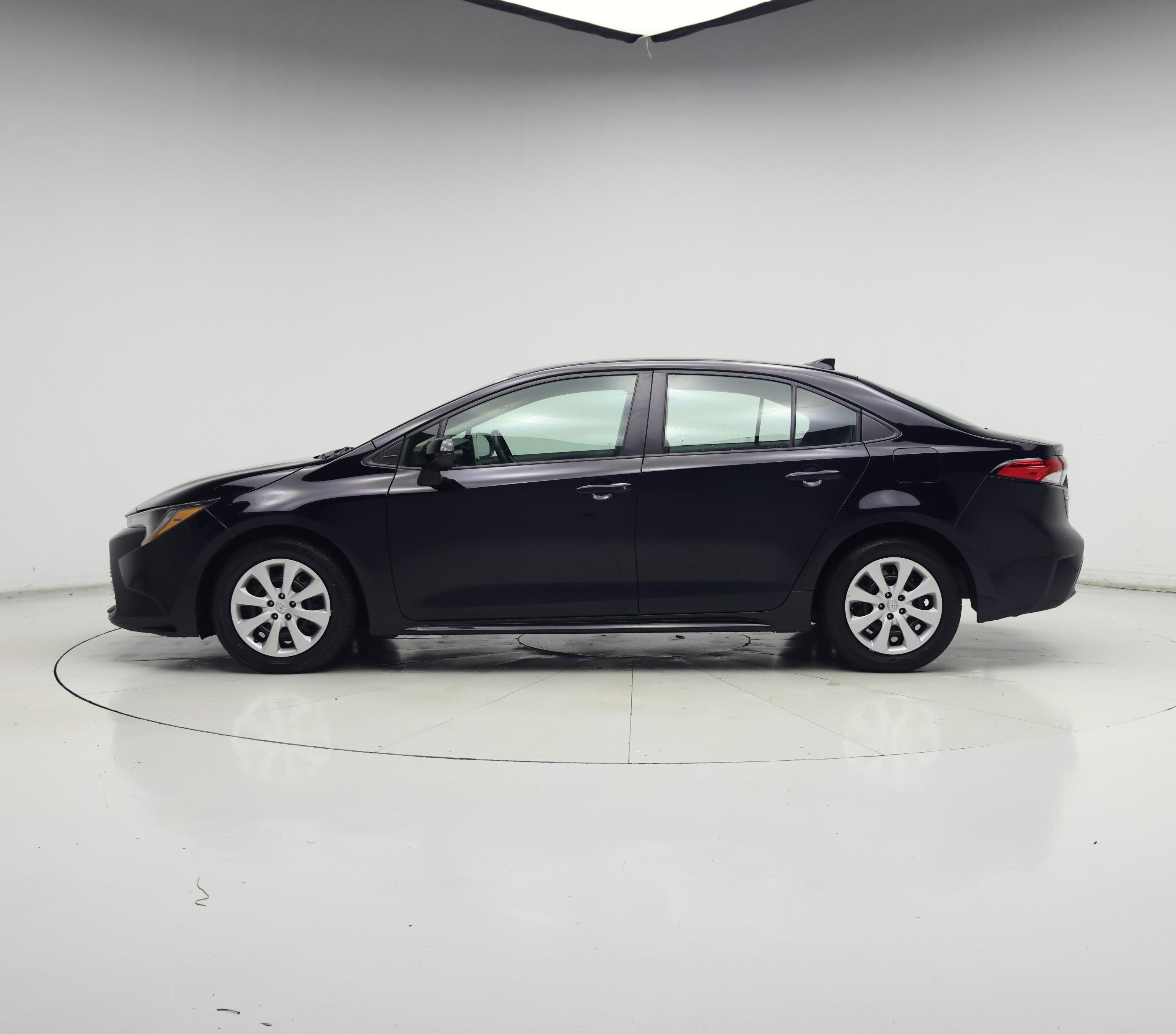Thumbnail: 2024 Toyota Corolla - 3