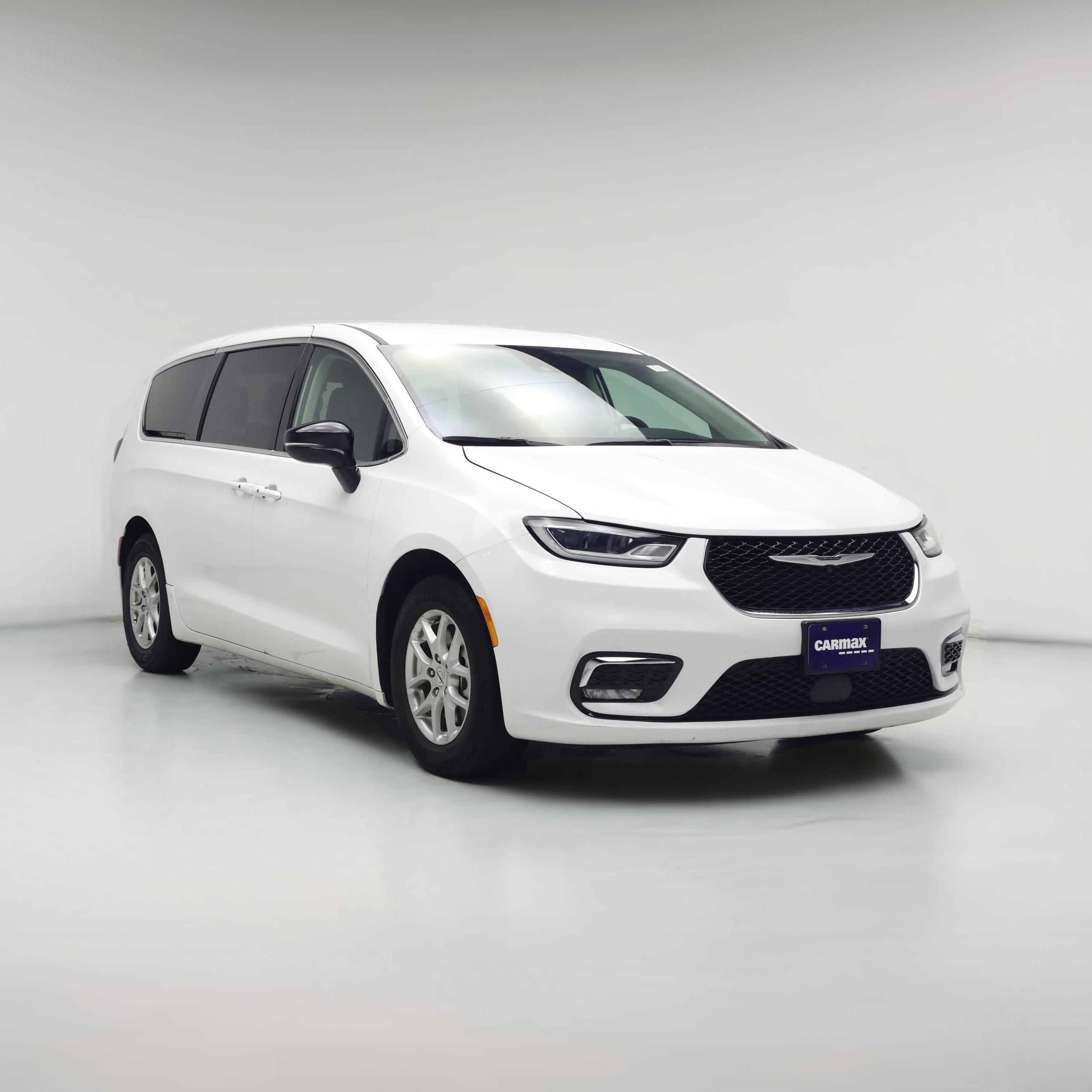 Thumbnail: 2024 Chrysler Pacifica - 1