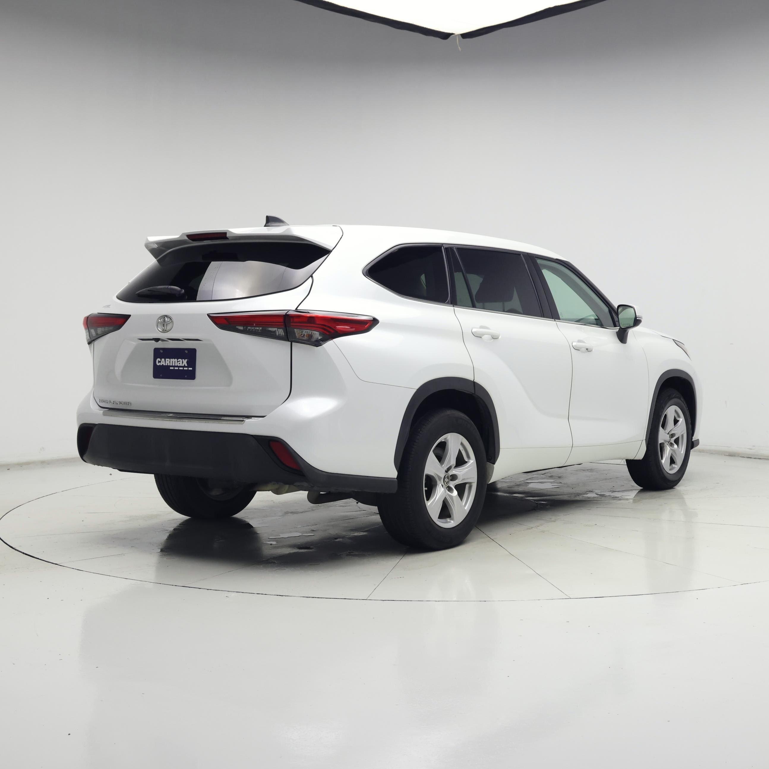 Thumbnail: 2022 Toyota Highlander - 8