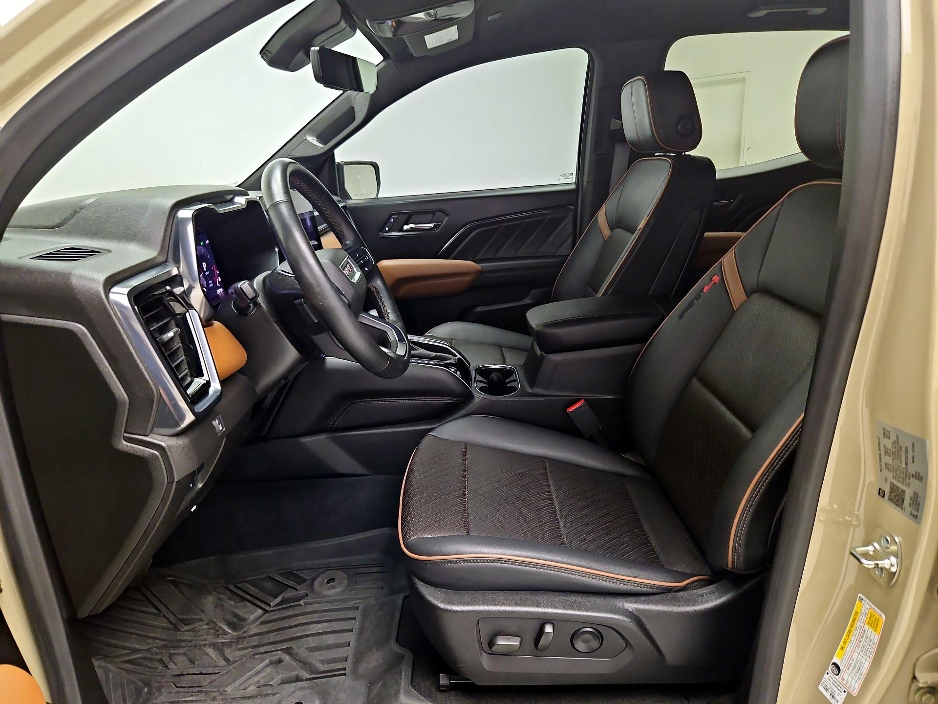 Thumbnail: 2024 GMC Canyon - 11