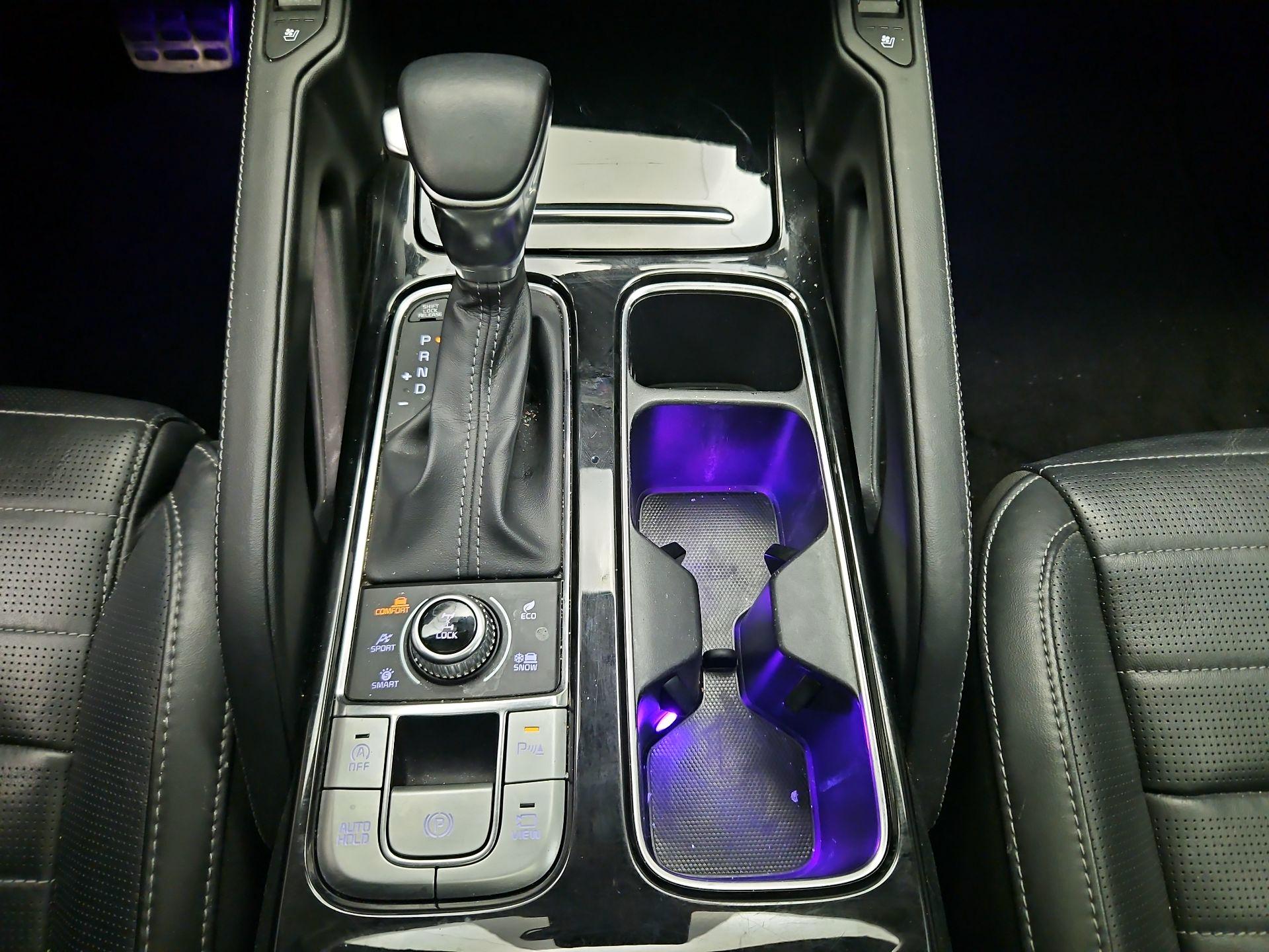 Thumbnail: 2021 Kia Telluride - 18
