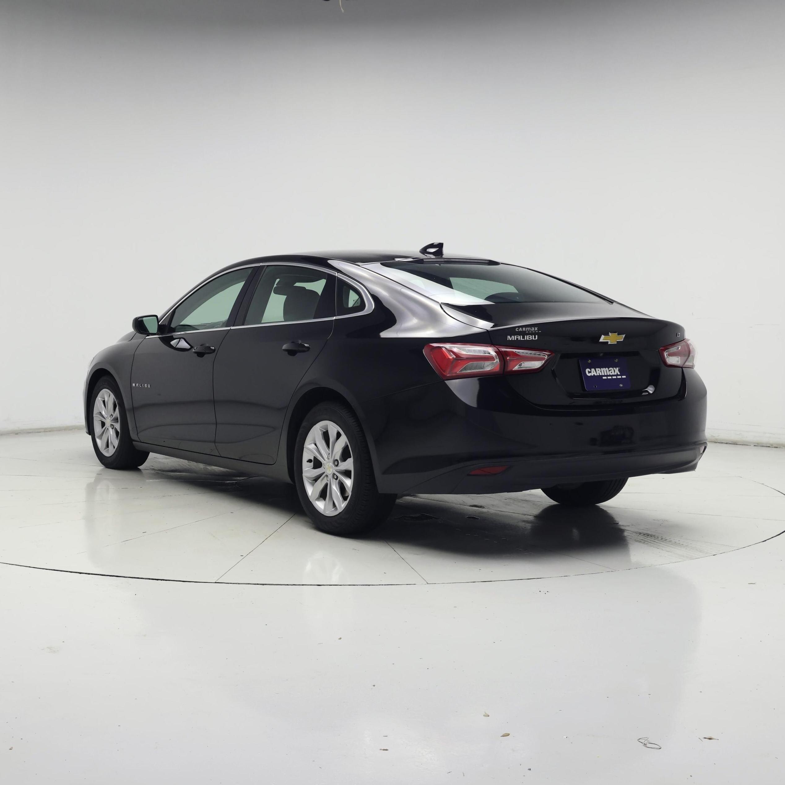 Thumbnail: 2022 Chevrolet Malibu - 2