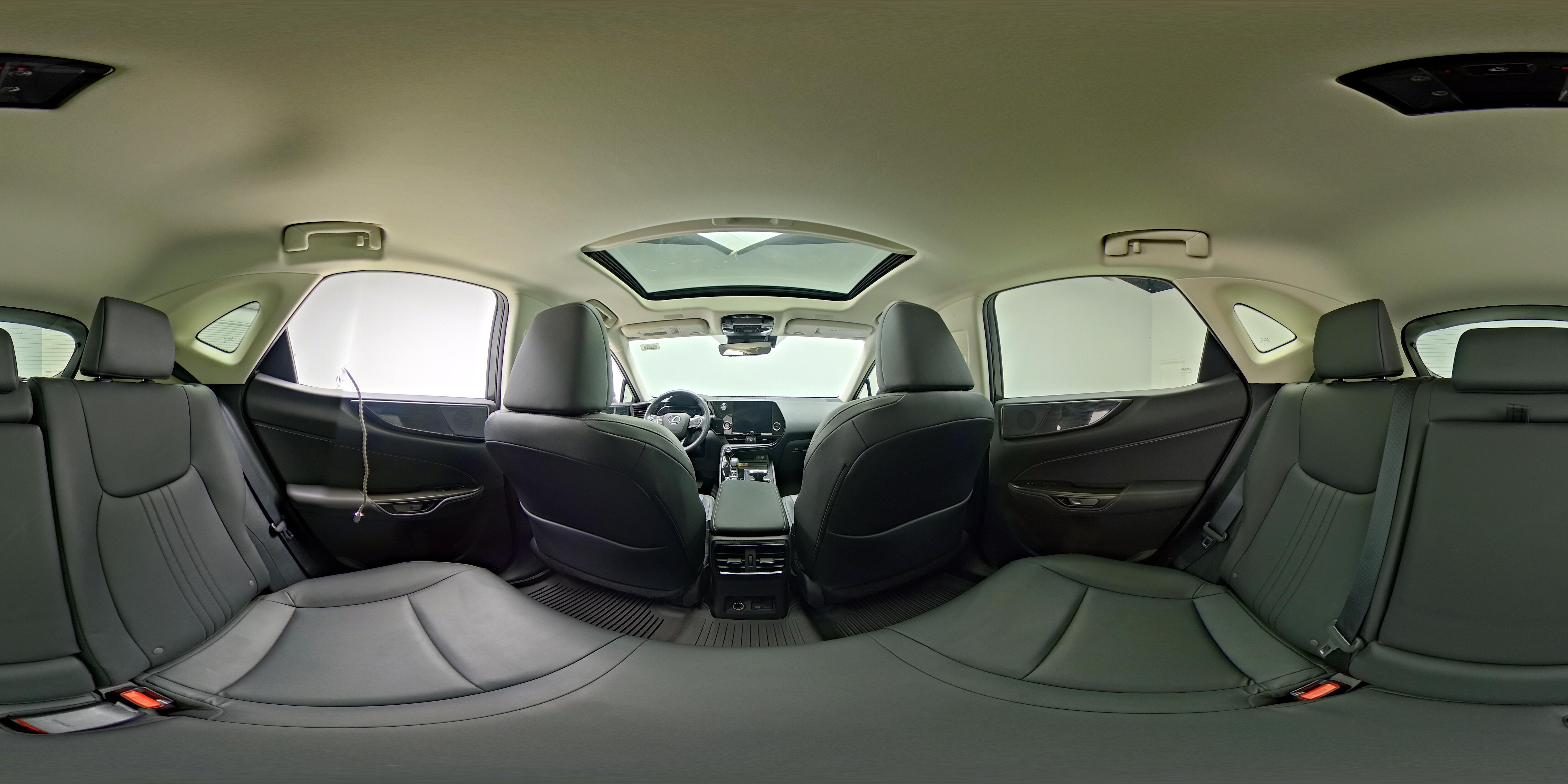2025 Lexus NX 250 - Photo 26