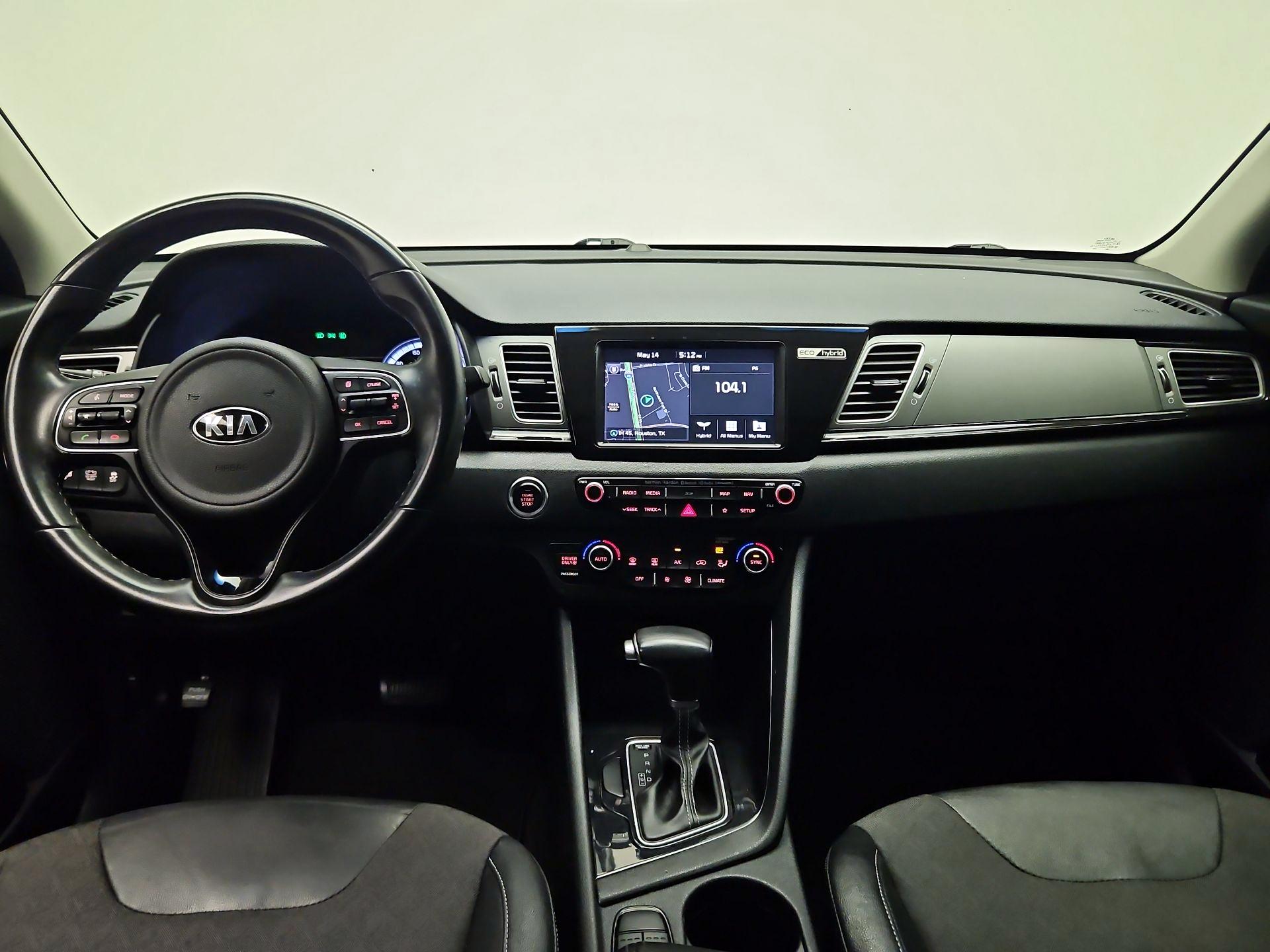 Thumbnail: 2019 Kia Niro - 9