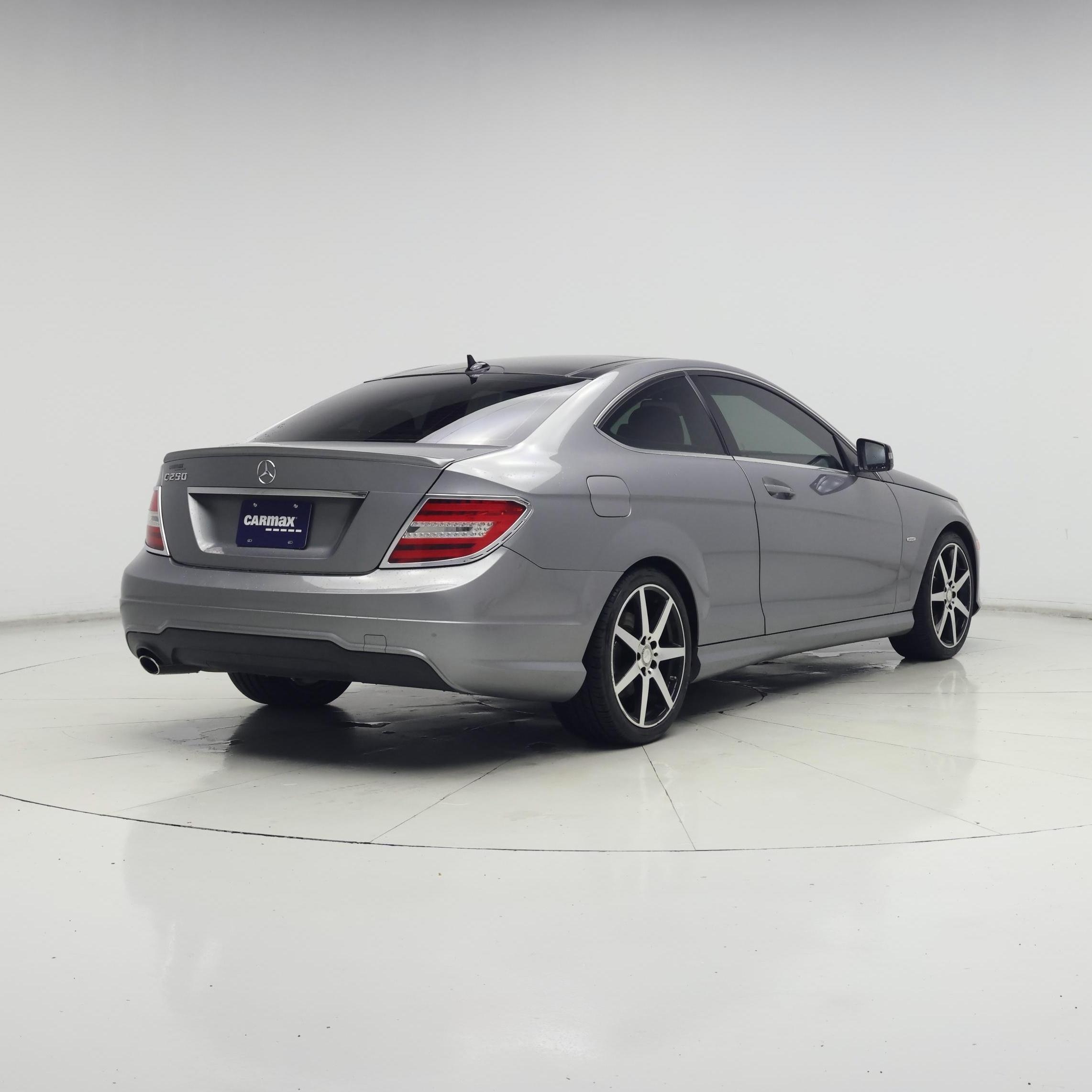 Thumbnail: 2015 Mercedes-Benz C-Class - 8