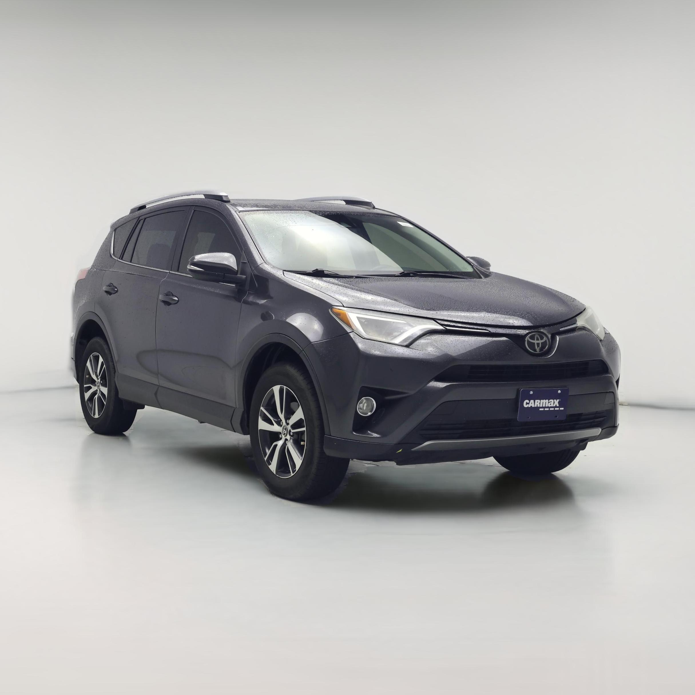 Thumbnail: 2018 Toyota RAV4 - 1