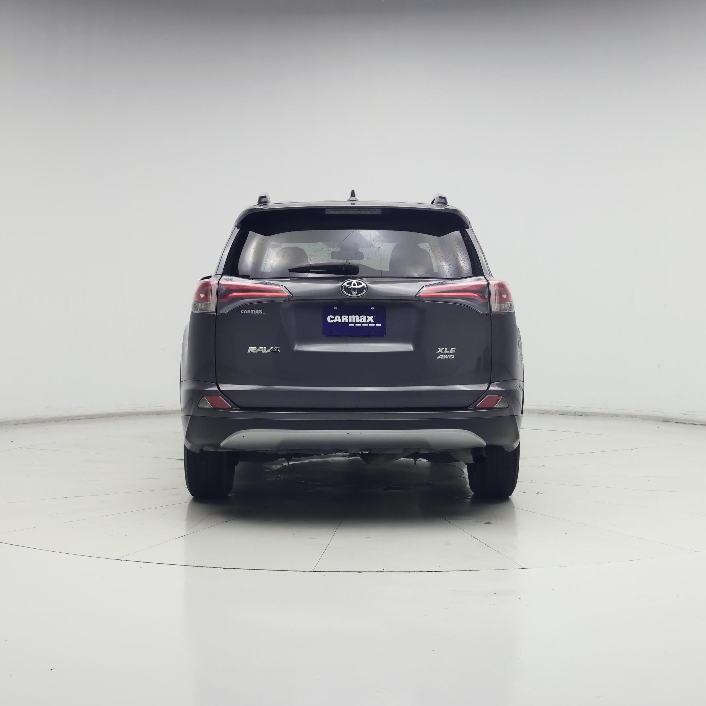 Thumbnail: 2018 Toyota RAV4 - 6