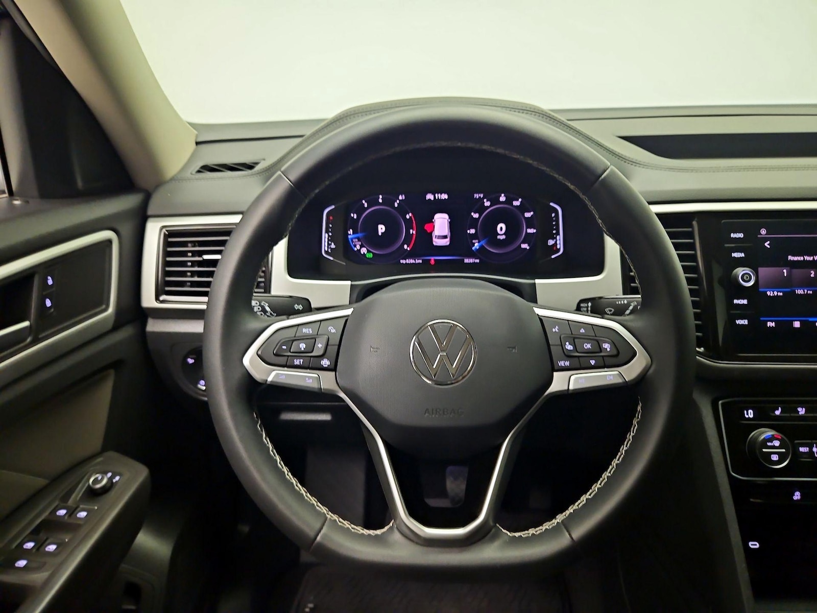 2019 Volkswagen Atlas SE w/Tech - Photo 11