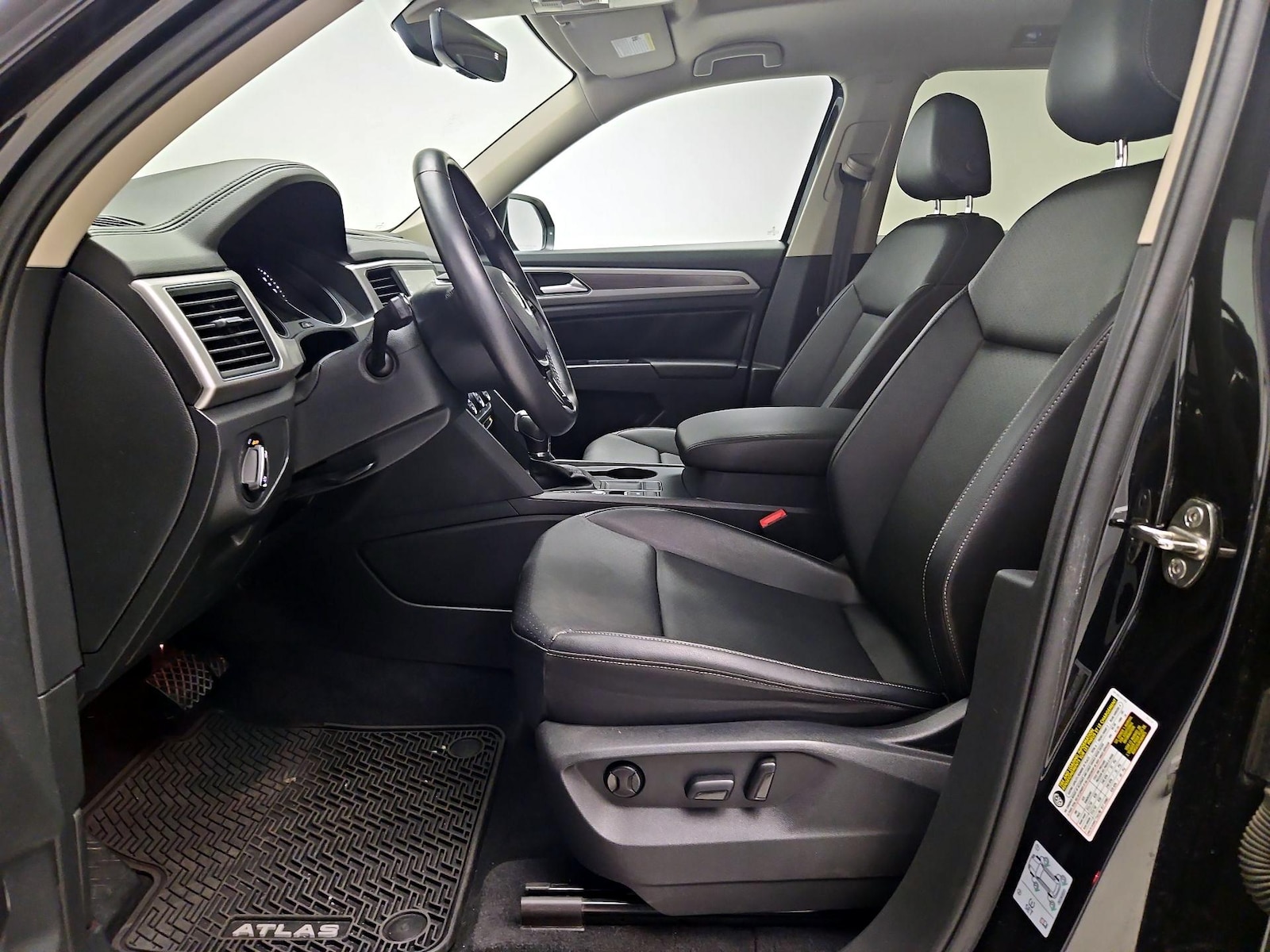 2019 Volkswagen Atlas SE w/Tech - Photo 12