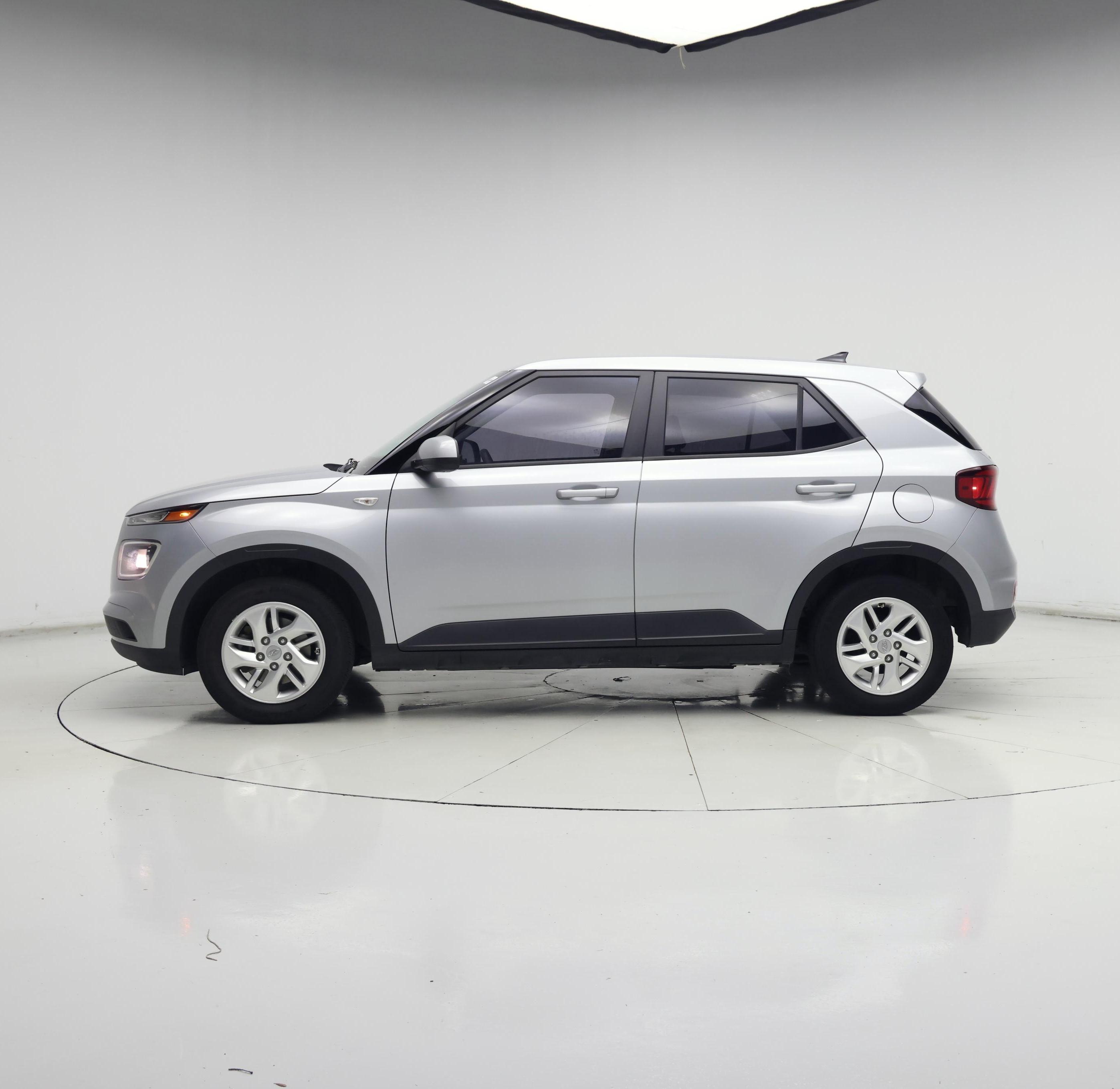 Thumbnail: 2021 Hyundai Venue - 3