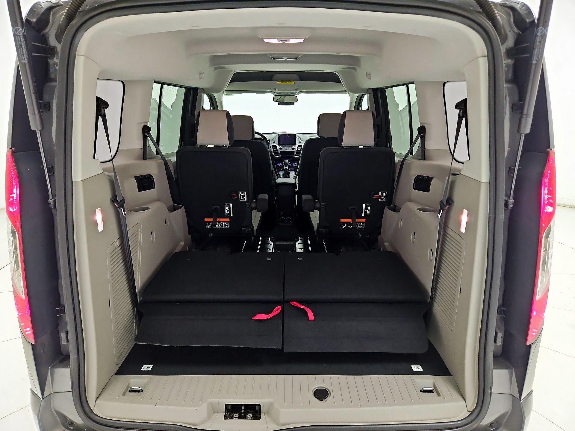 Thumbnail: 2019 Ford Transit Series - 19