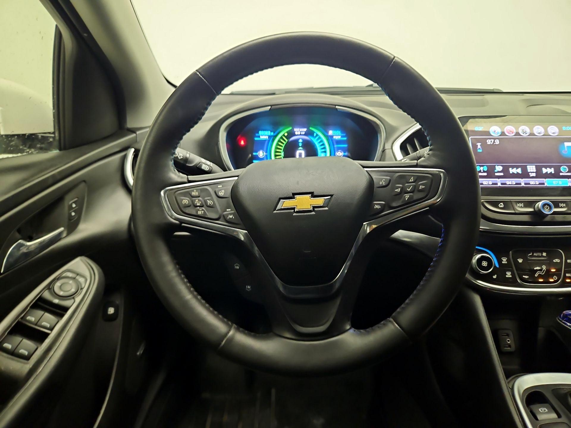 Thumbnail: 2017 Chevrolet Volt - 10
