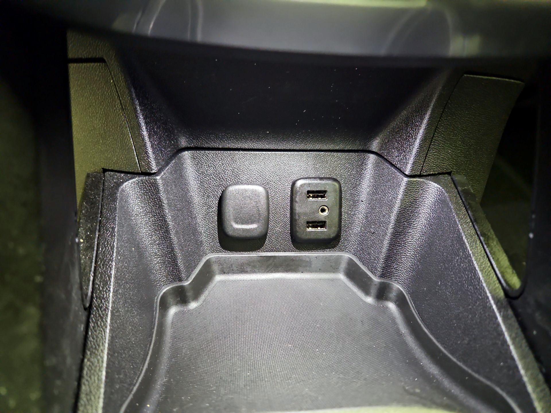 Thumbnail: 2017 Chevrolet Volt - 18