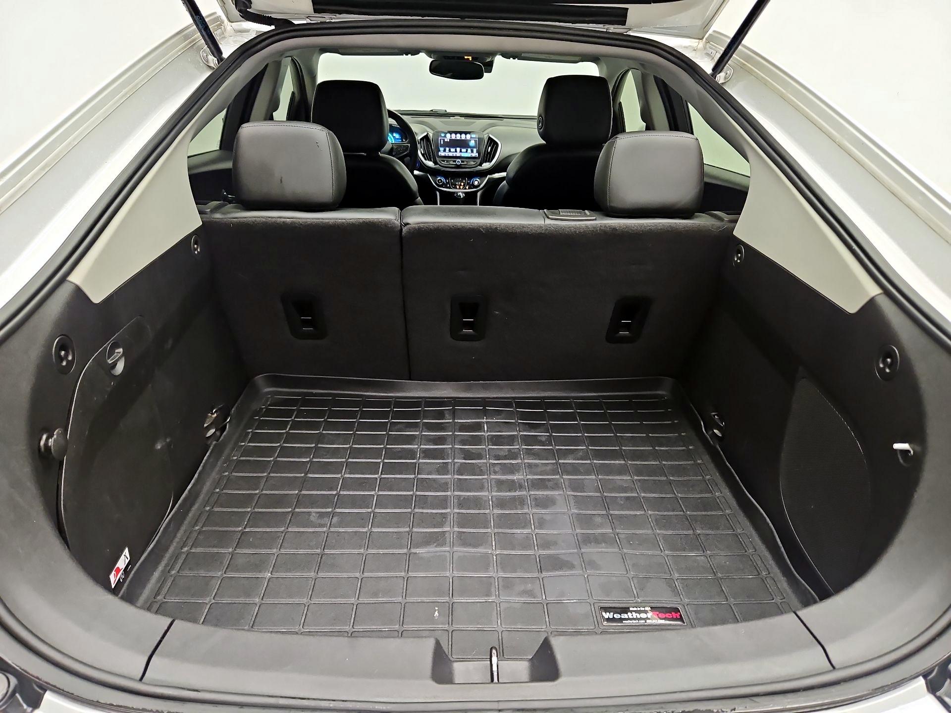 Thumbnail: 2017 Chevrolet Volt - 20