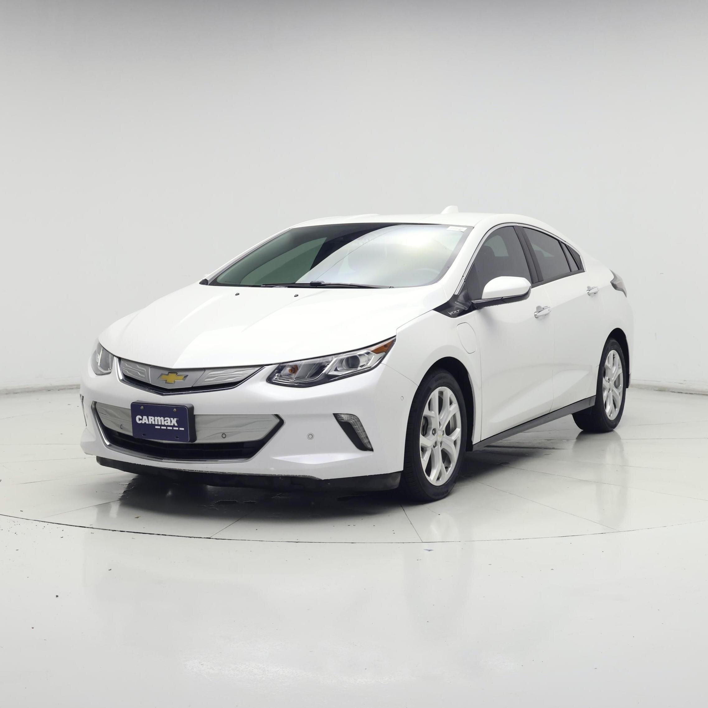 Thumbnail: 2017 Chevrolet Volt - 4