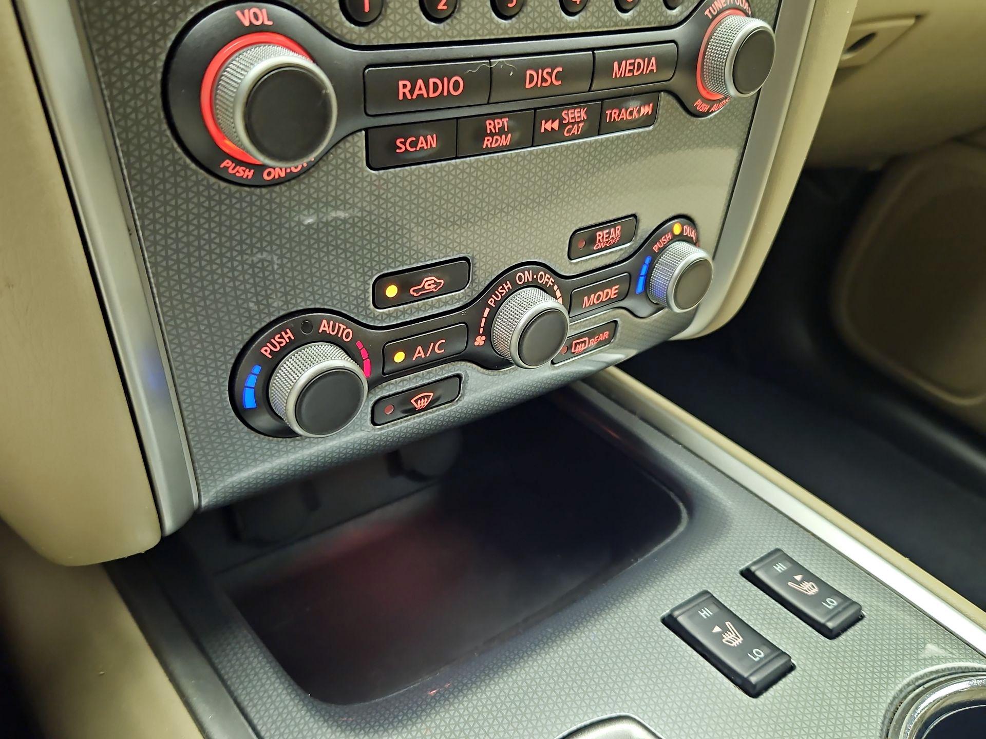 Thumbnail: 2017 Nissan Pathfinder - 16