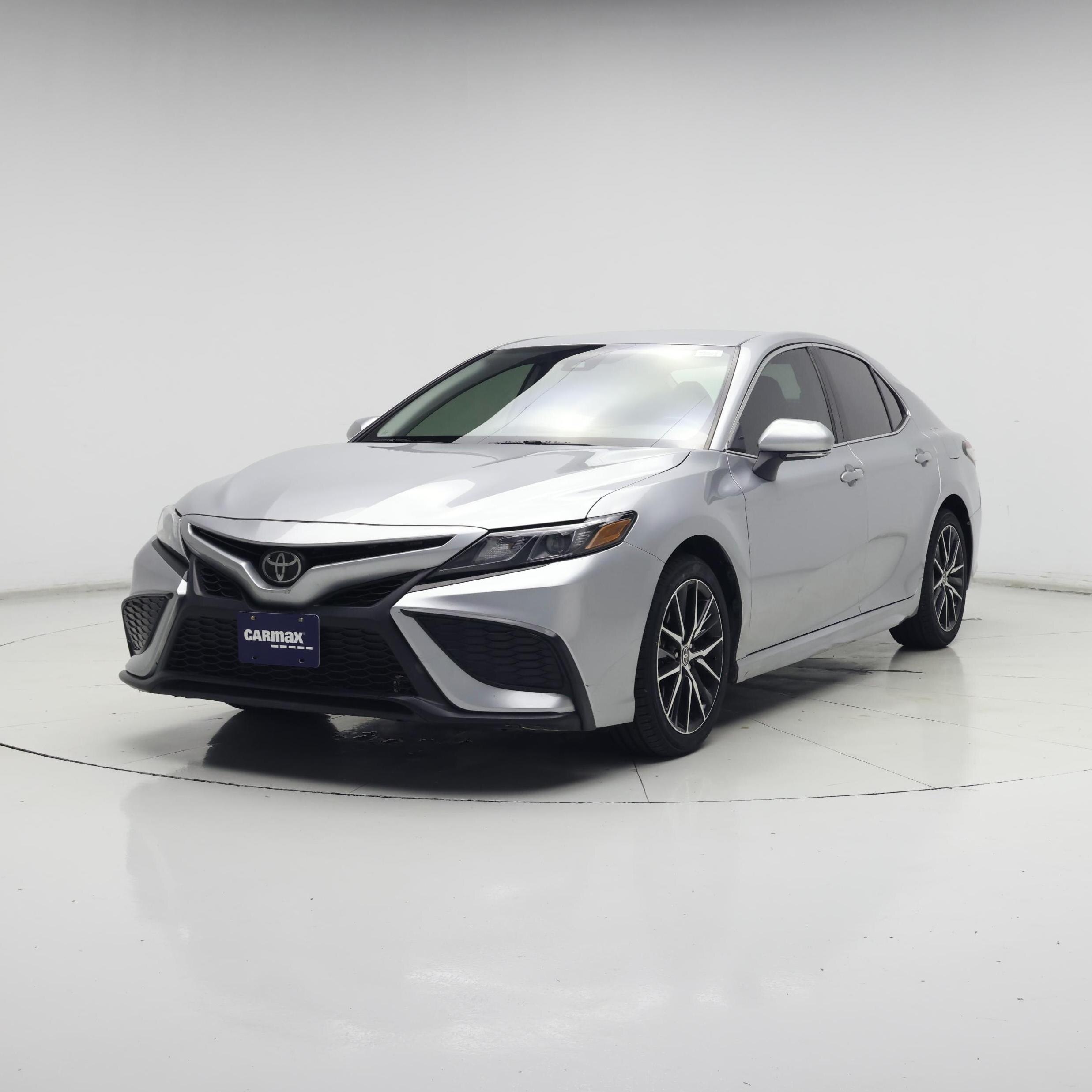 Thumbnail: 2023 Toyota Camry - 4