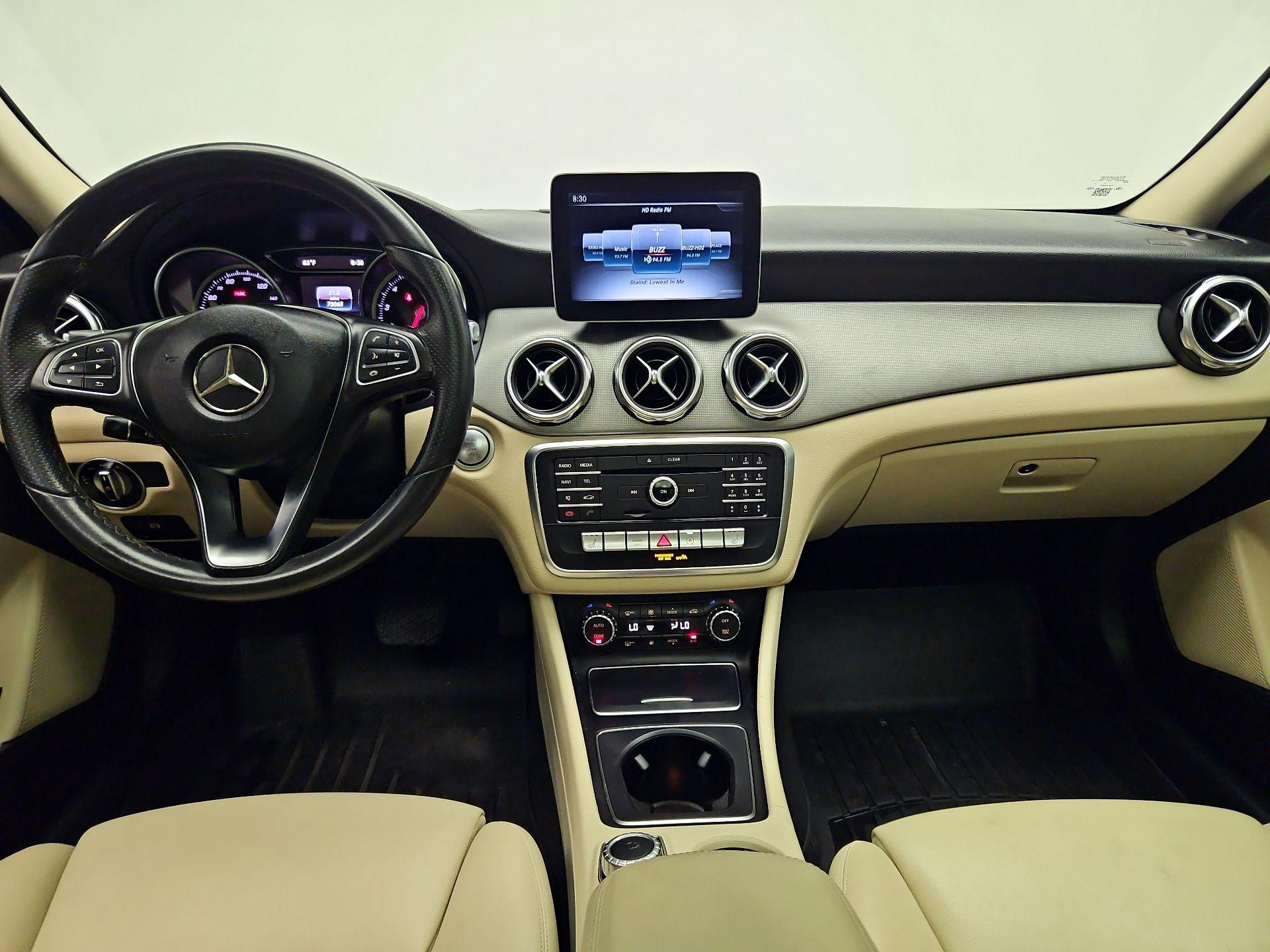 Thumbnail: 2018 Mercedes-Benz GLA - 9